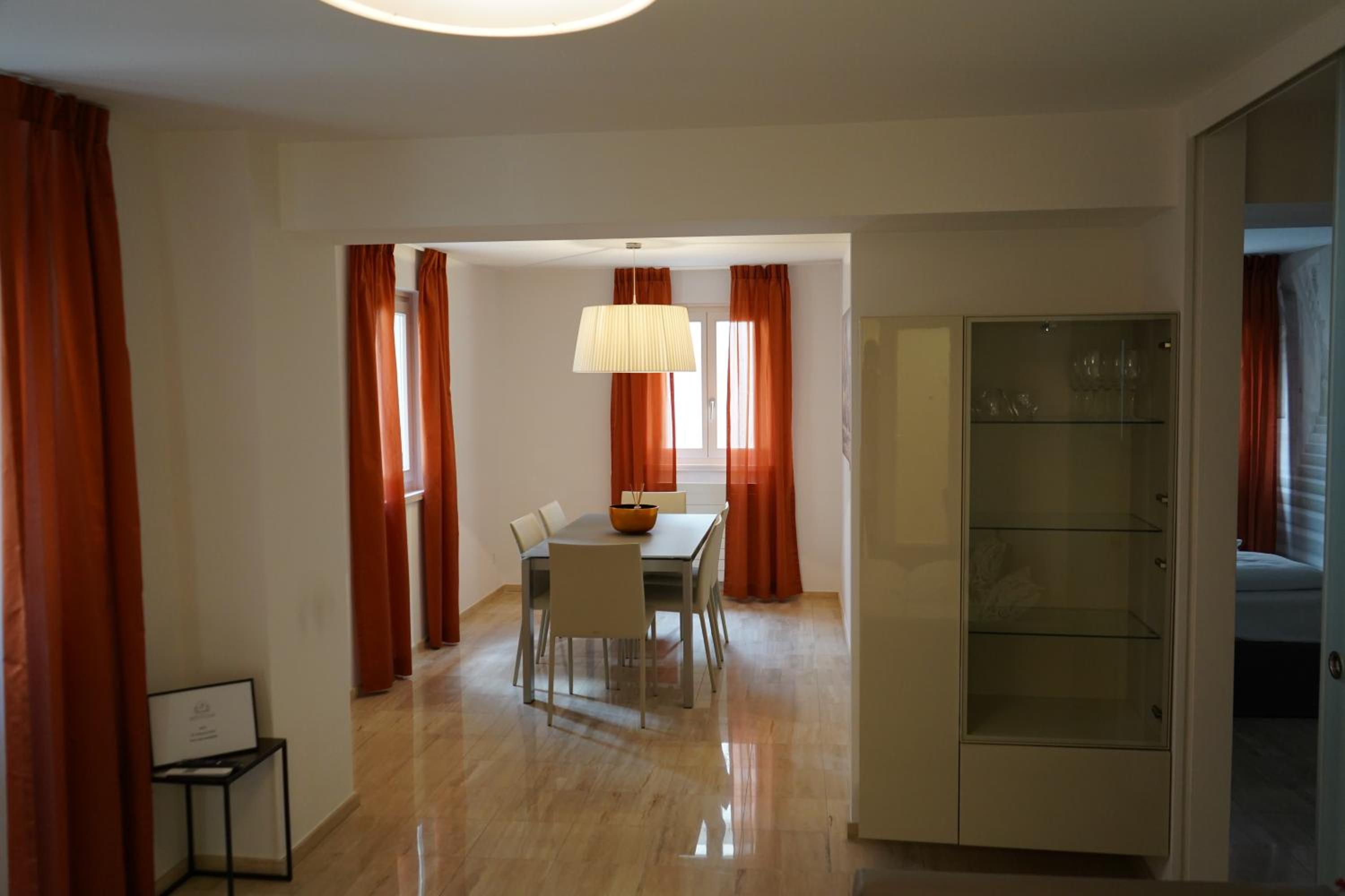 Deluxe Apartment - Photo 2