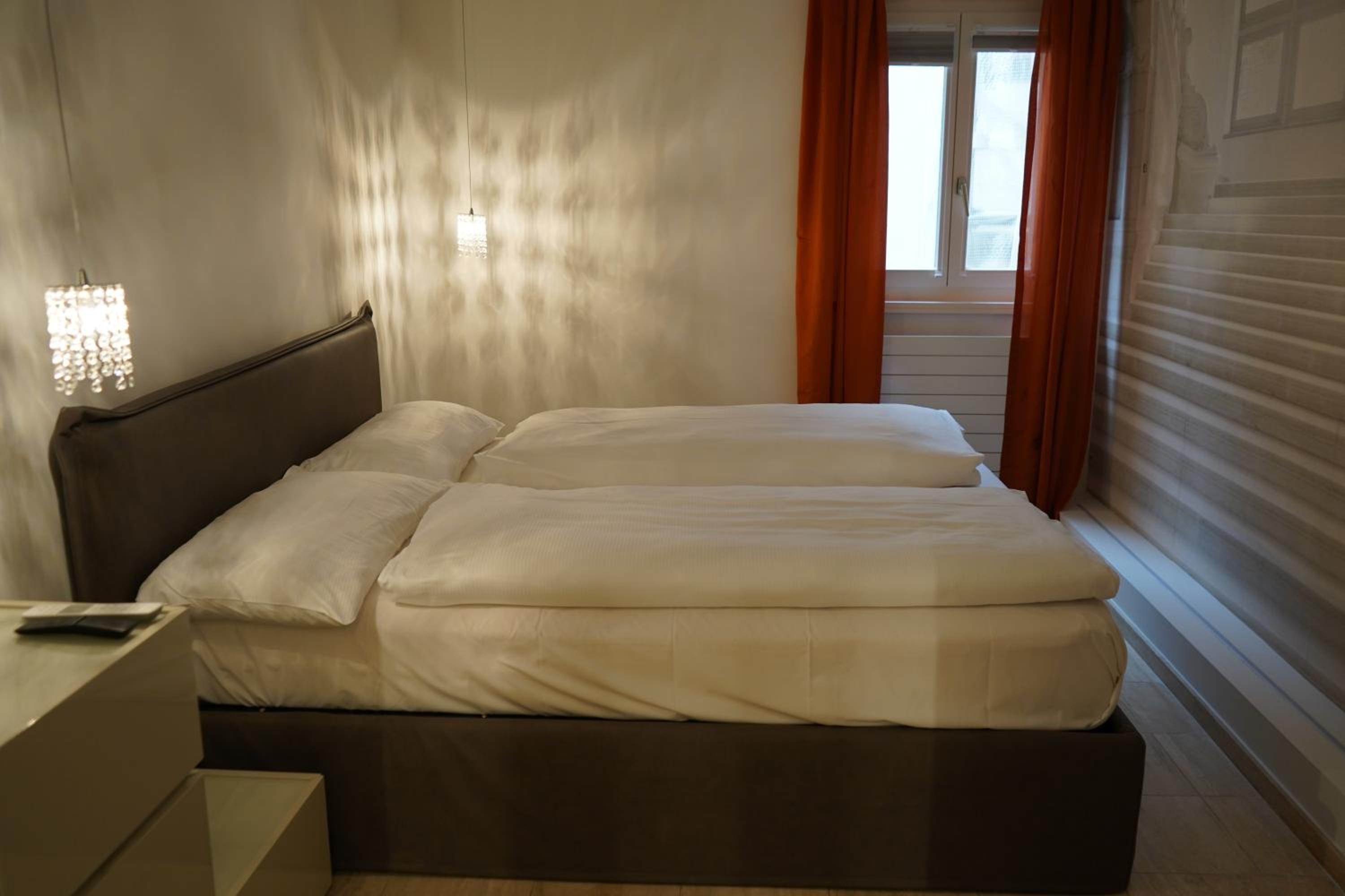 Deluxe Apartment - Photo 7