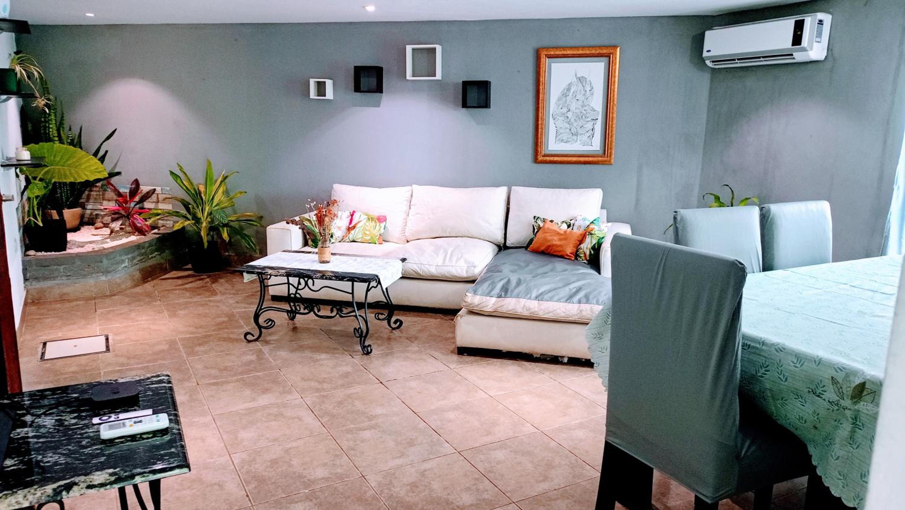 Apartment photo 1