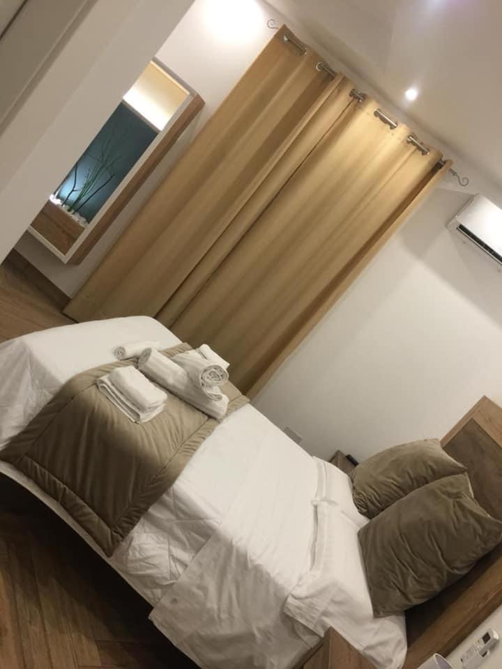 Deluxe Double Room with Balcony and Sea View photo 3
