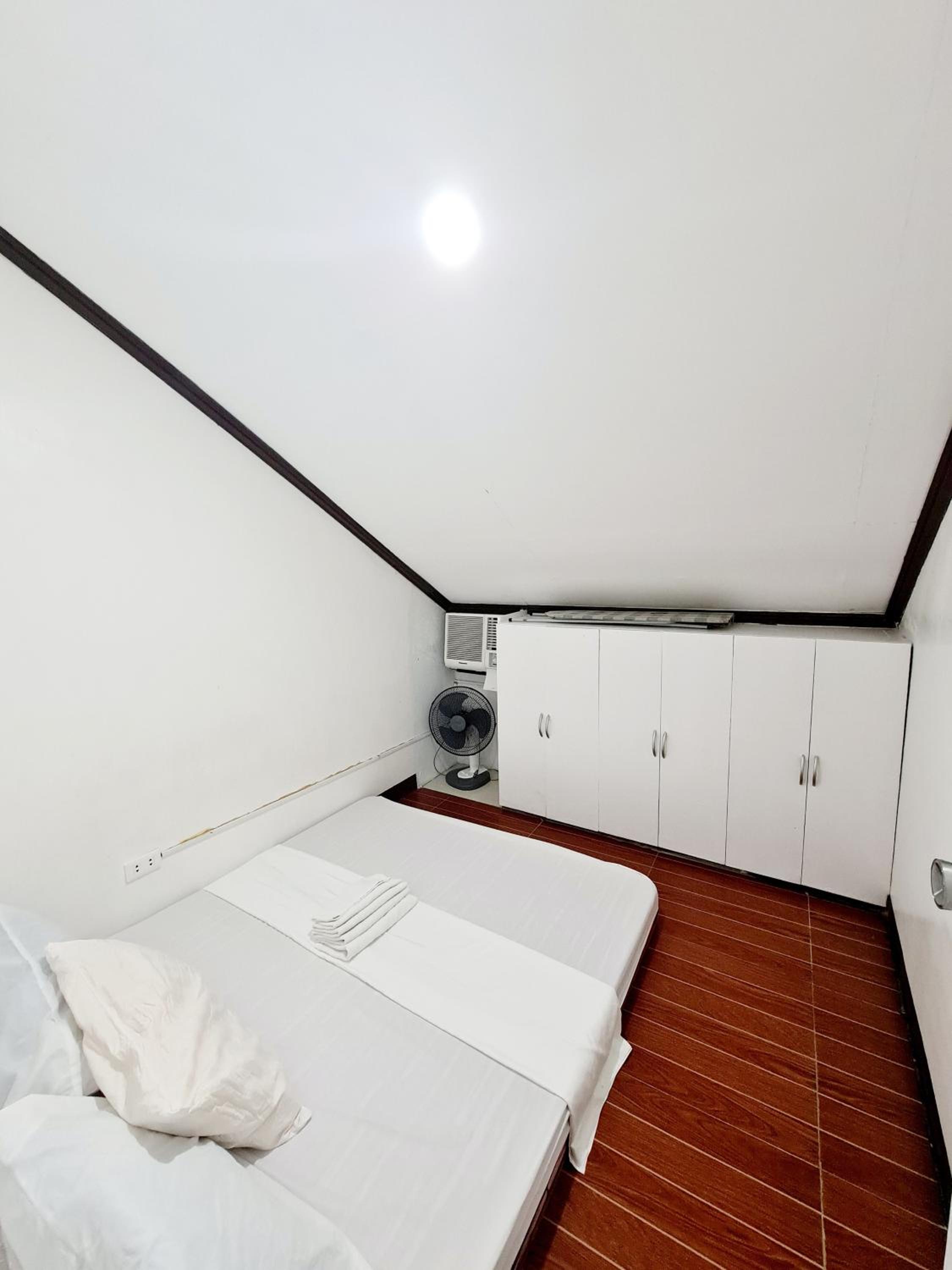 Two-Bedroom Apartment - Photo 4