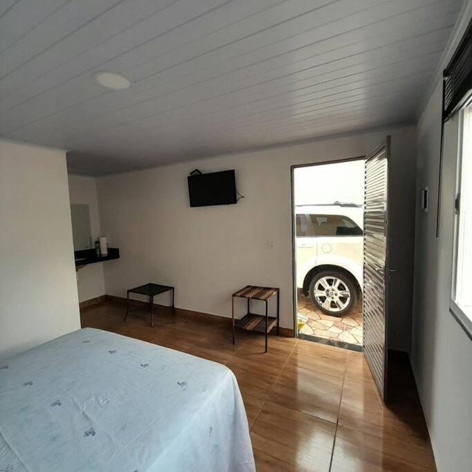 One-Bedroom House photo 1