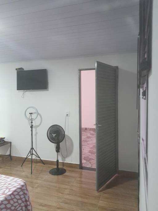 One-Bedroom House photo 2