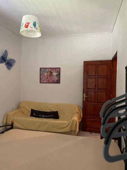 Three-Bedroom Apartment photo 1