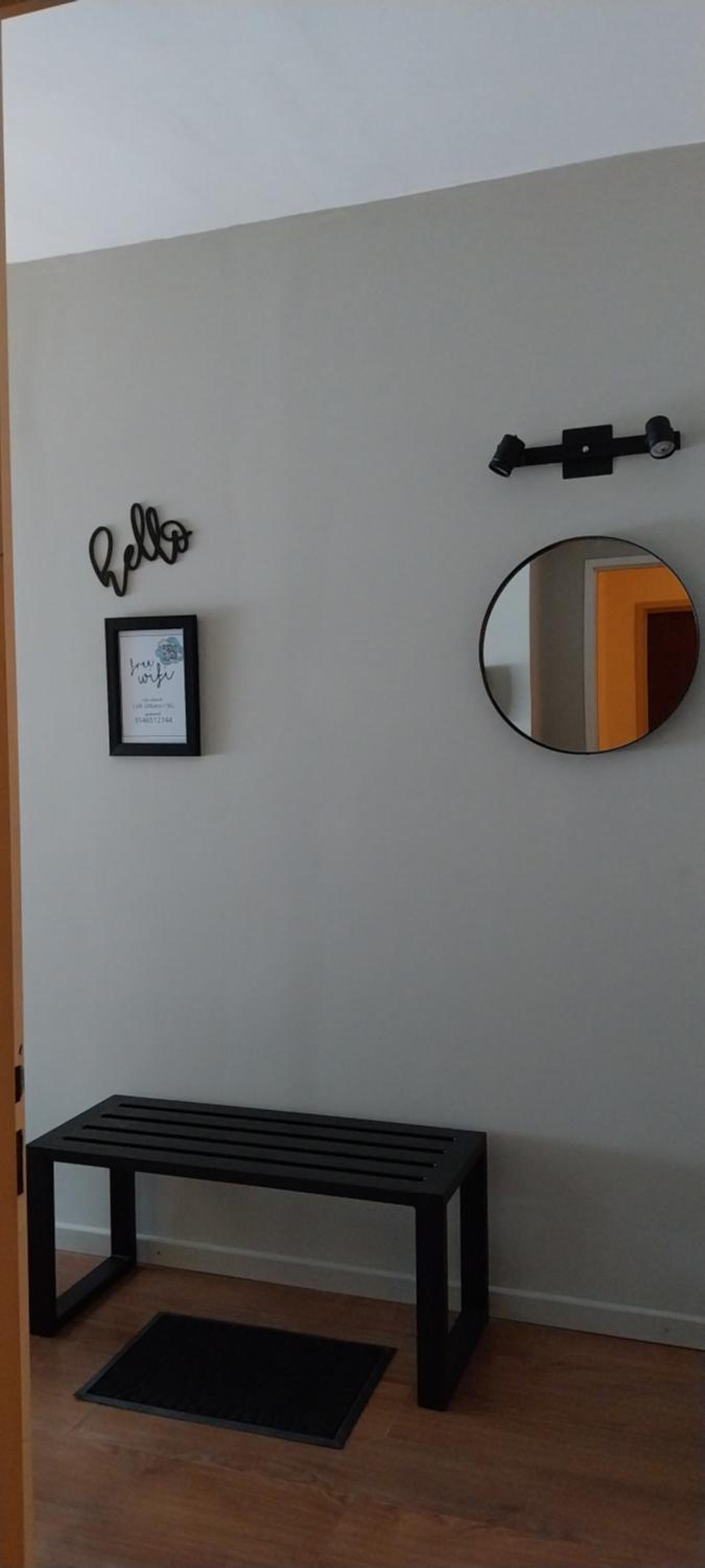 One-Bedroom Apartment photo 2
