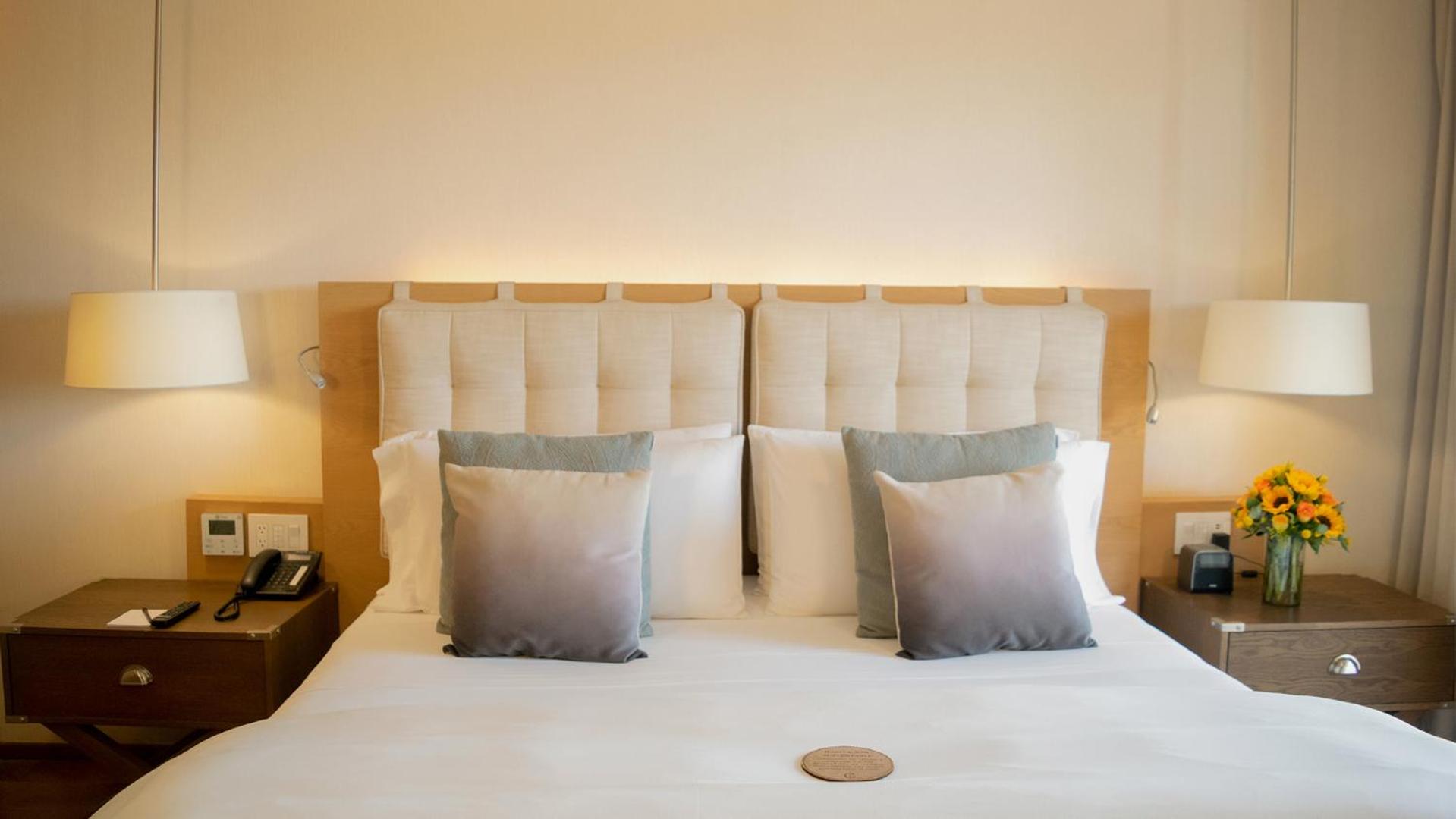 Standard King Room photo 2