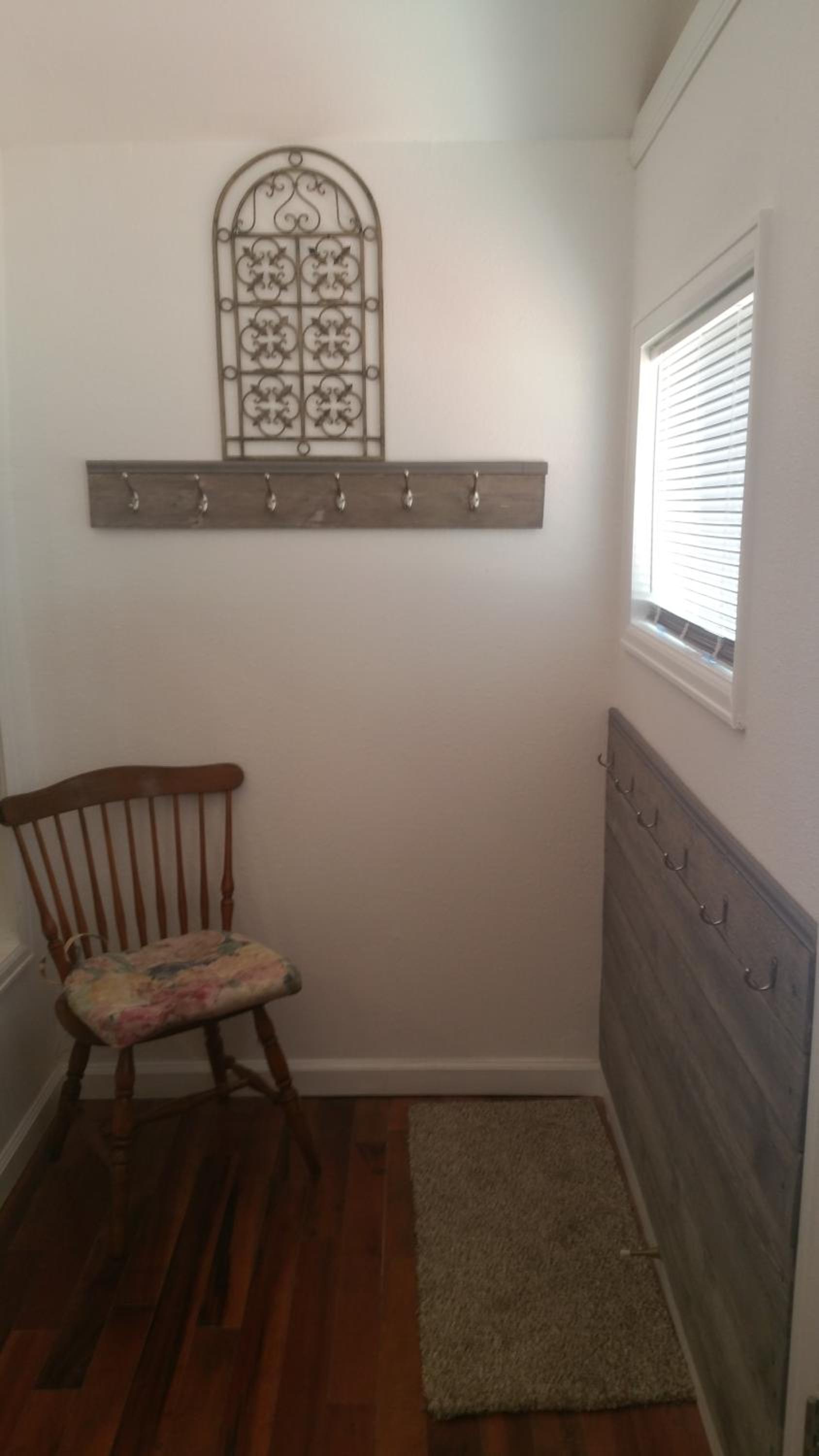 Three-Bedroom House photo 3