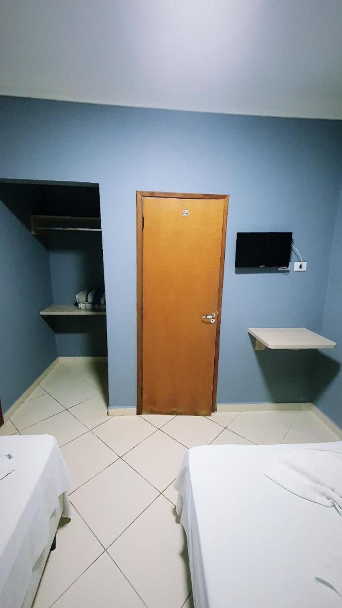 Standard Twin Room photo 2