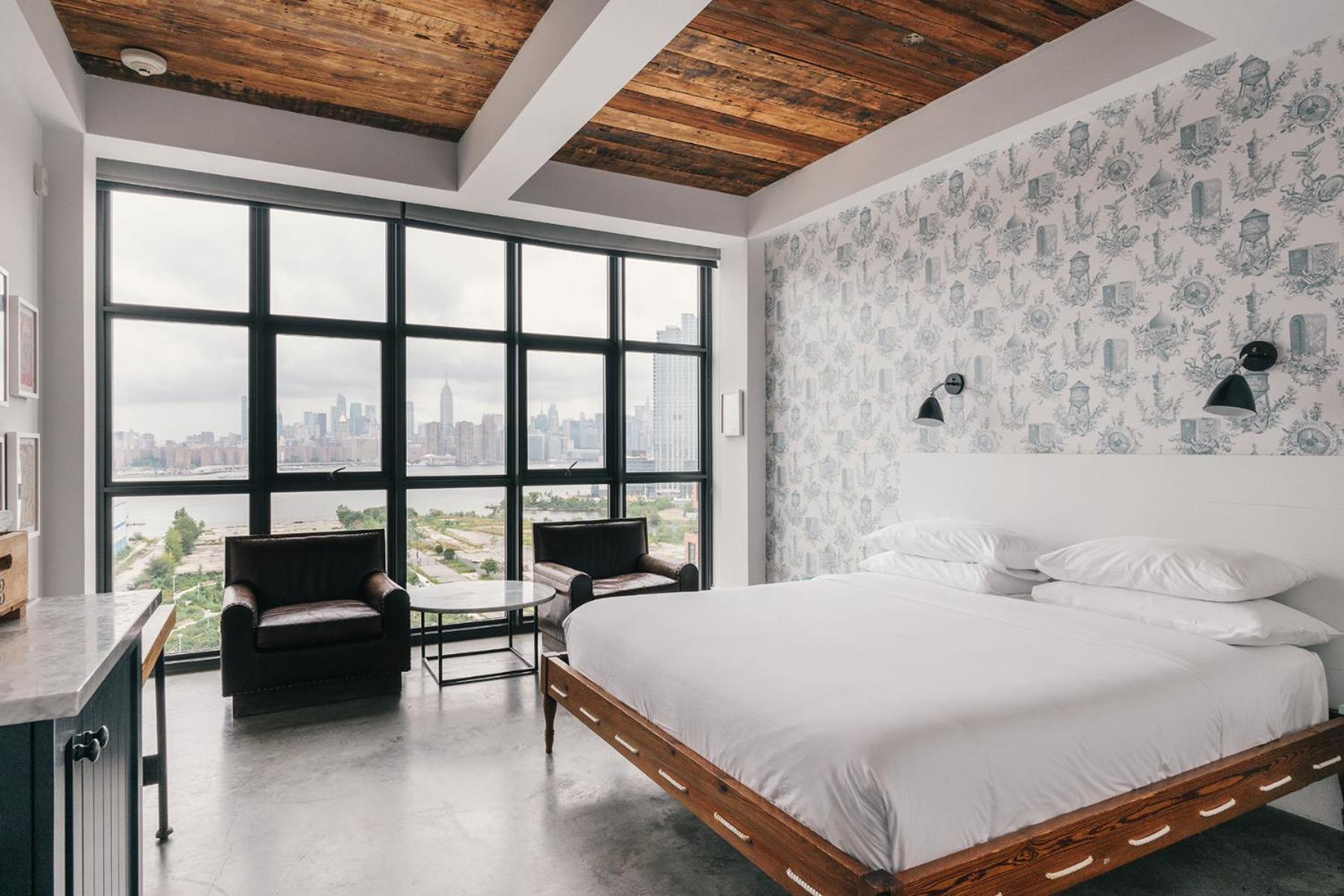 Manhattan View King Room - Photo 2