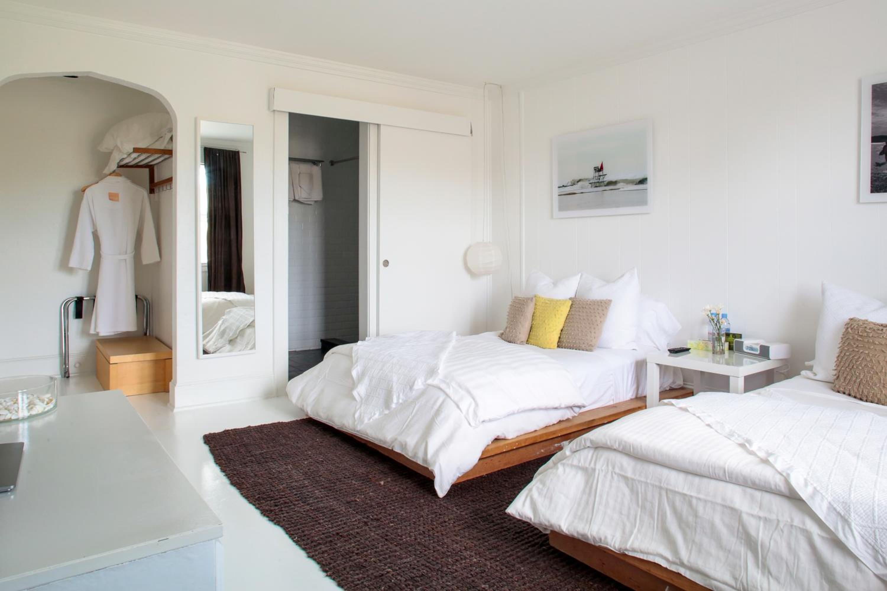 Double Room with Two Double Beds photo 1