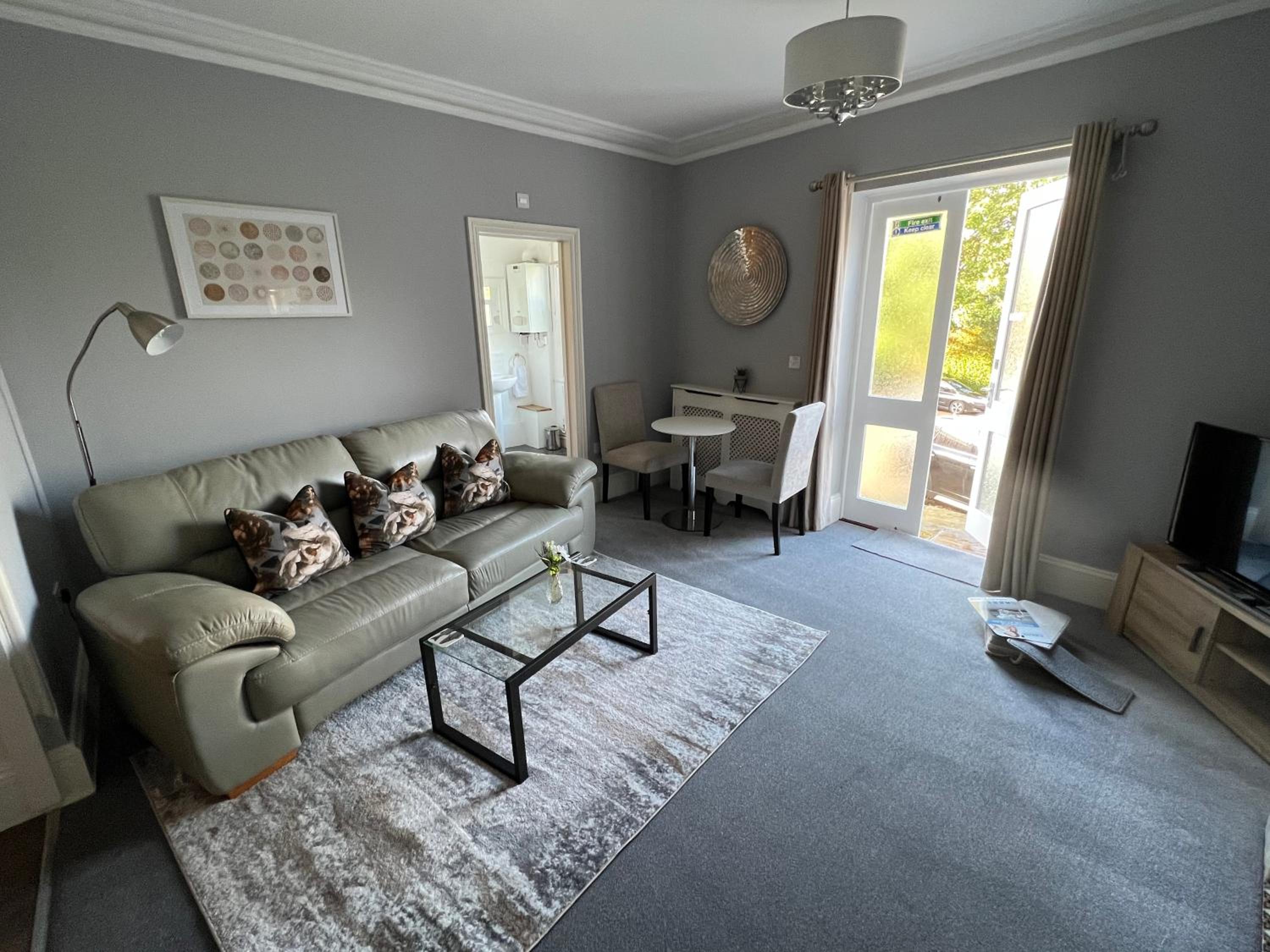 Apartment with Terrace photo 2