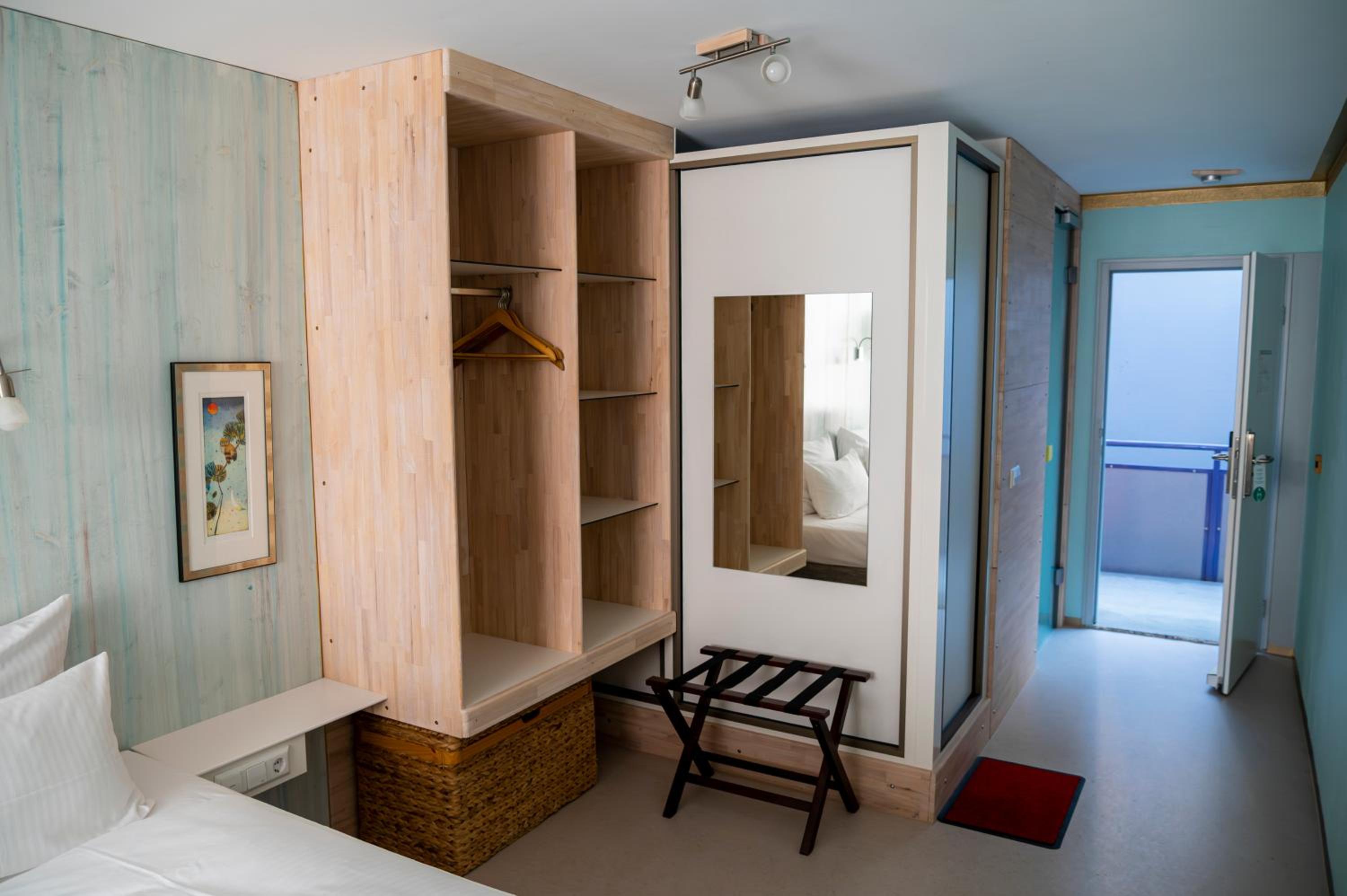 Deluxe Double Room with Balcony photo 2