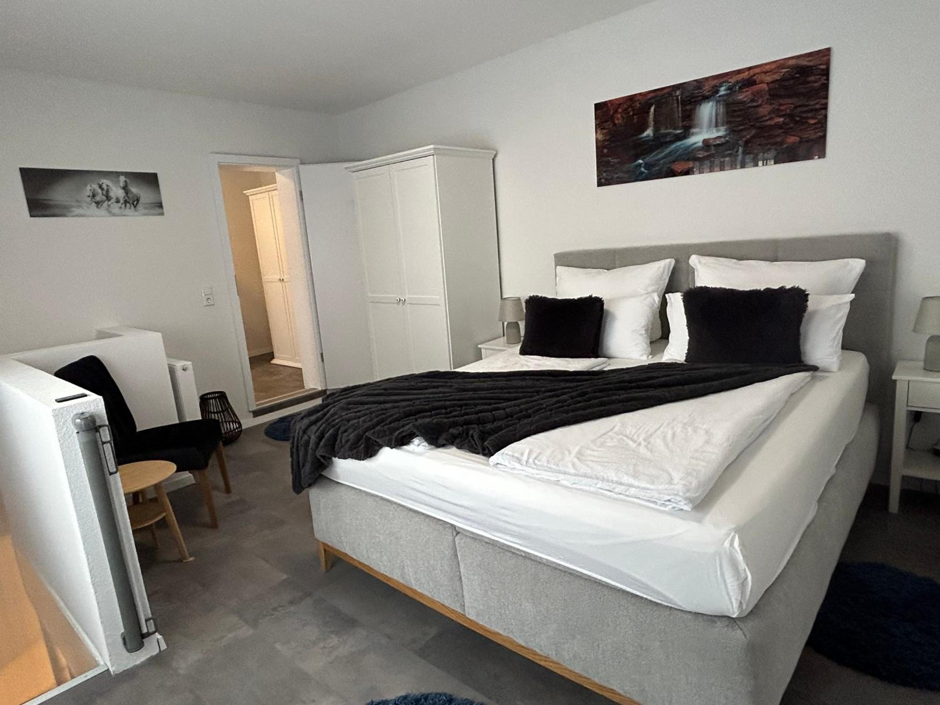 Two-Bedroom House photo 2