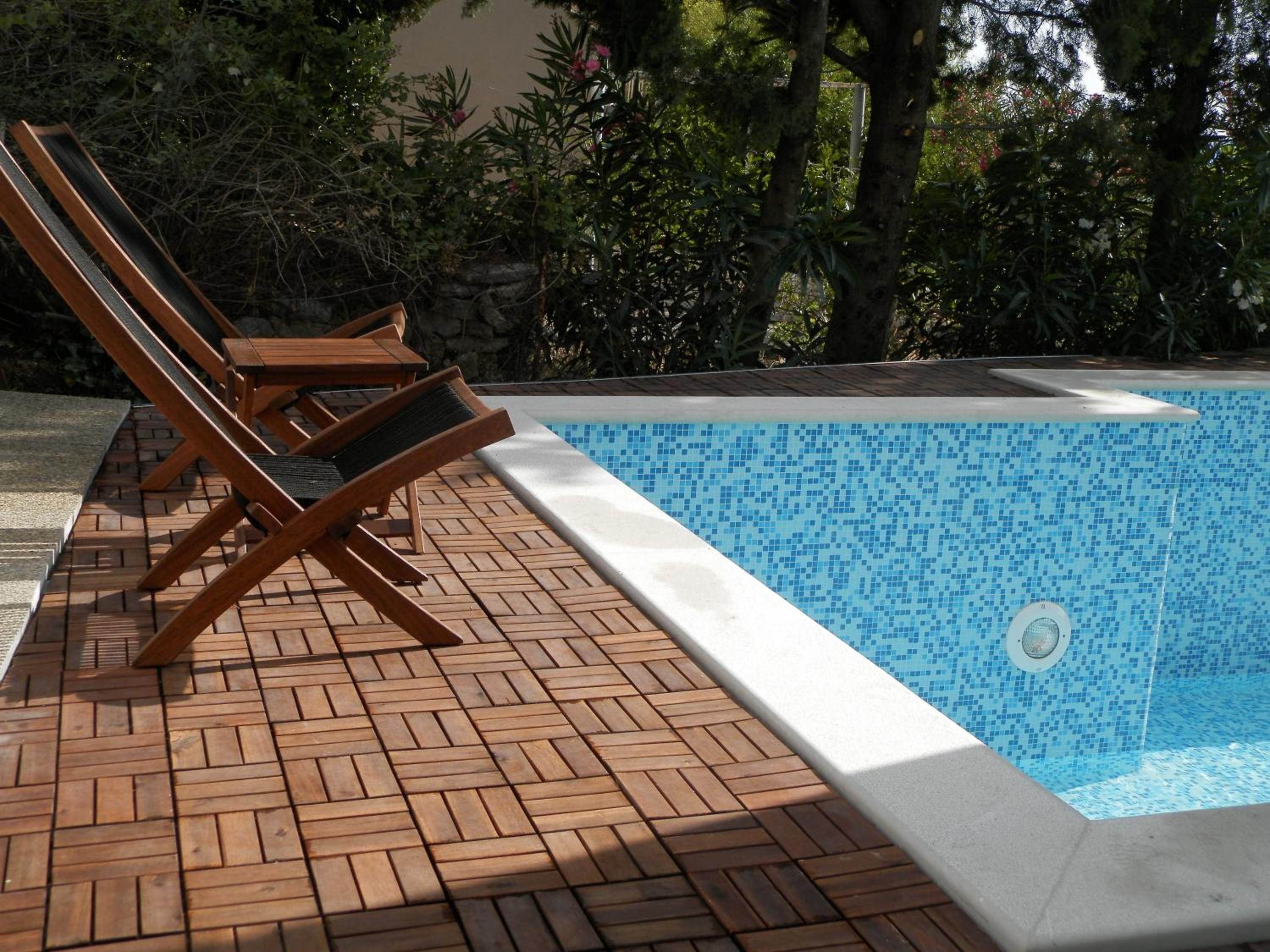 Three-Bedroom Apartment with Terrace and Sea View - Photo 14