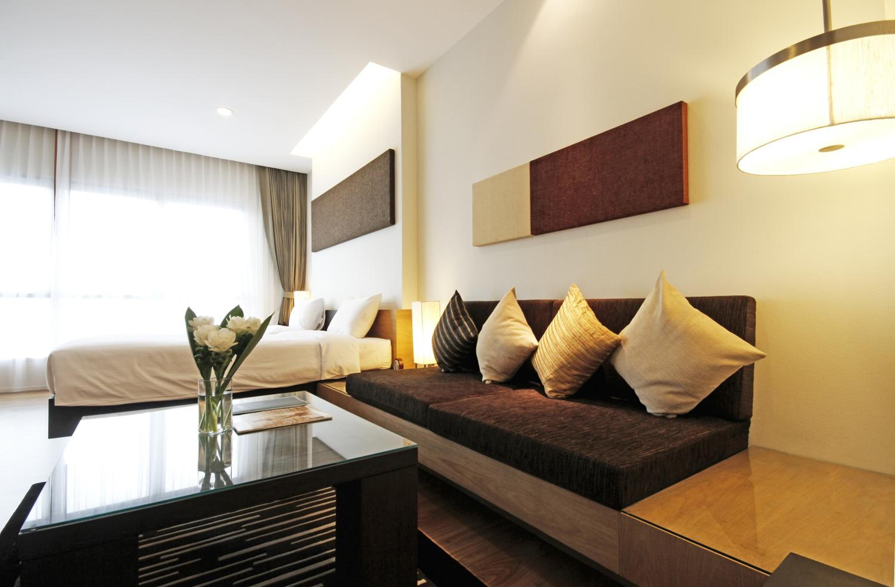 Studio Suite - Photo 11