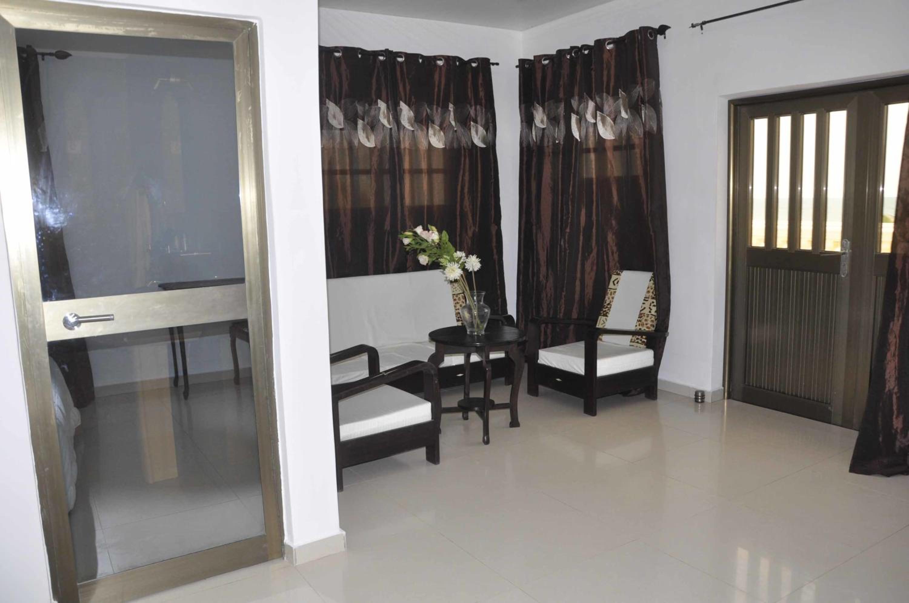 Bungalow - Beach Front photo 3
