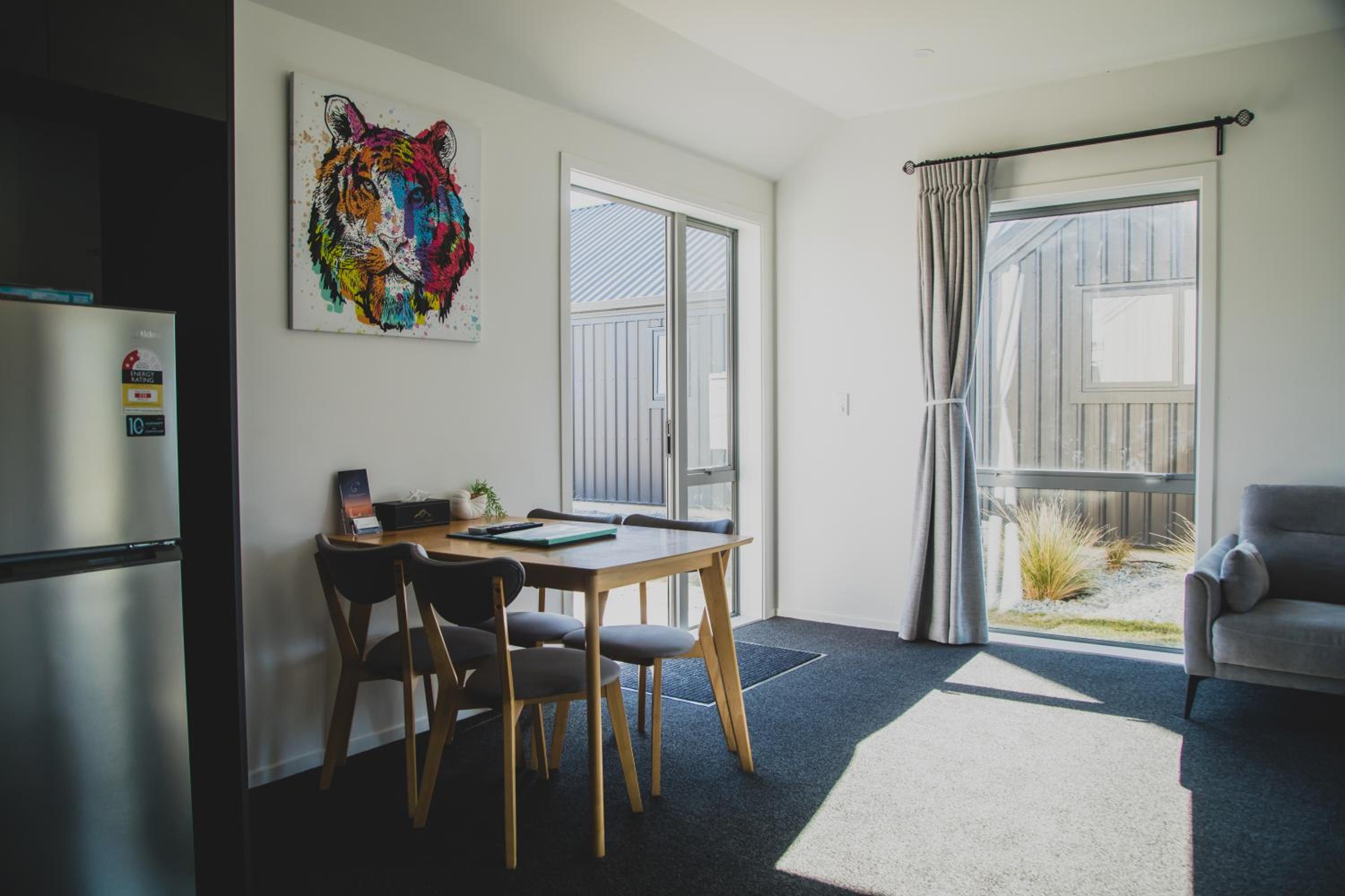 Three-Bedroom Suite - Photo 8