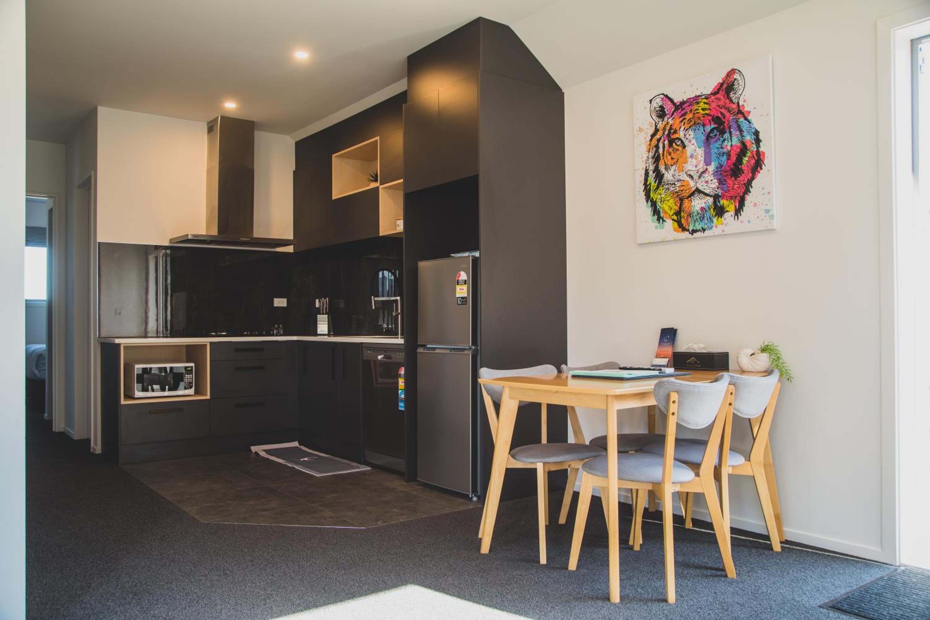 Three-Bedroom Suite - Photo 13