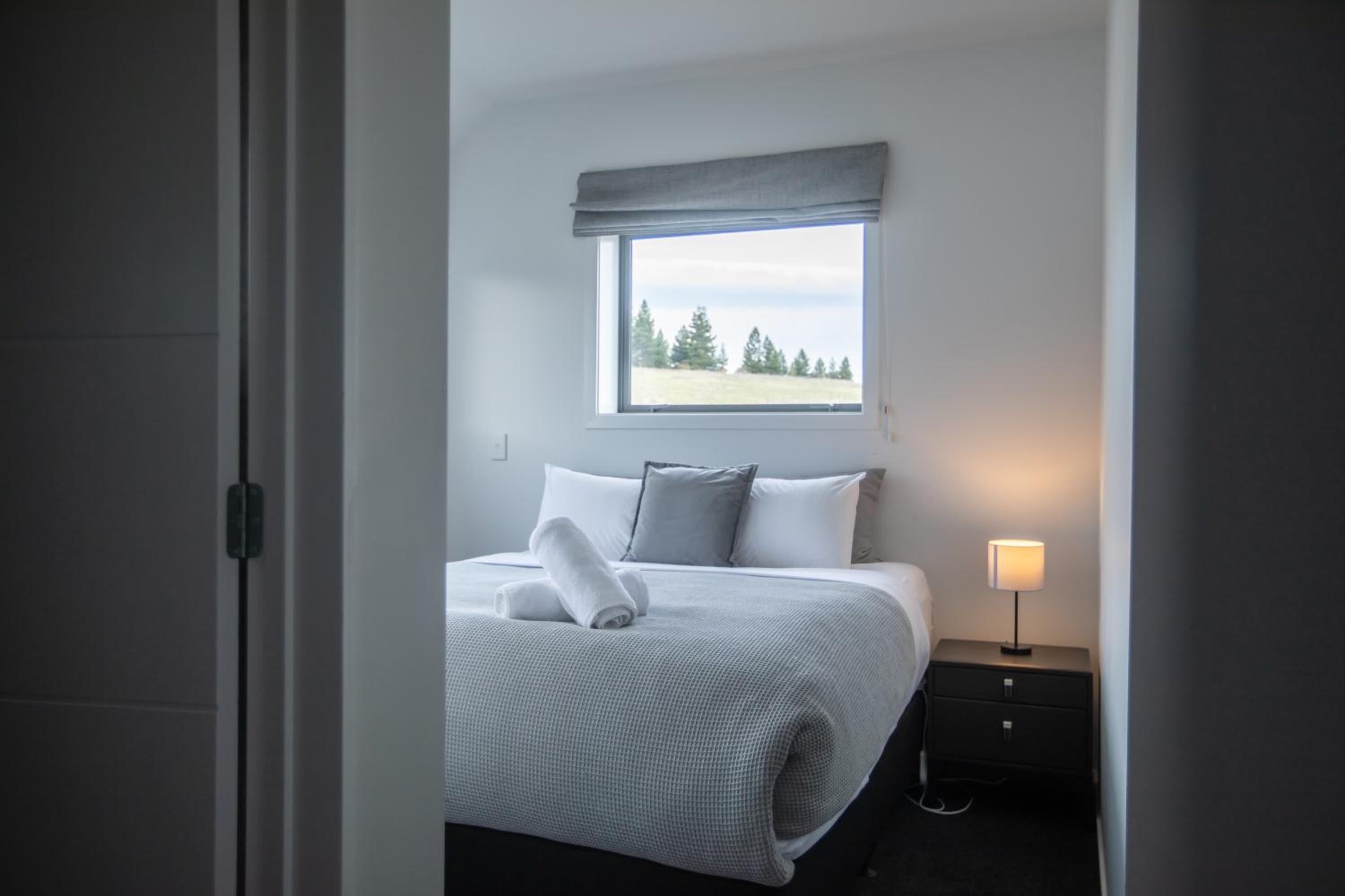 Three-Bedroom Suite - Photo 11
