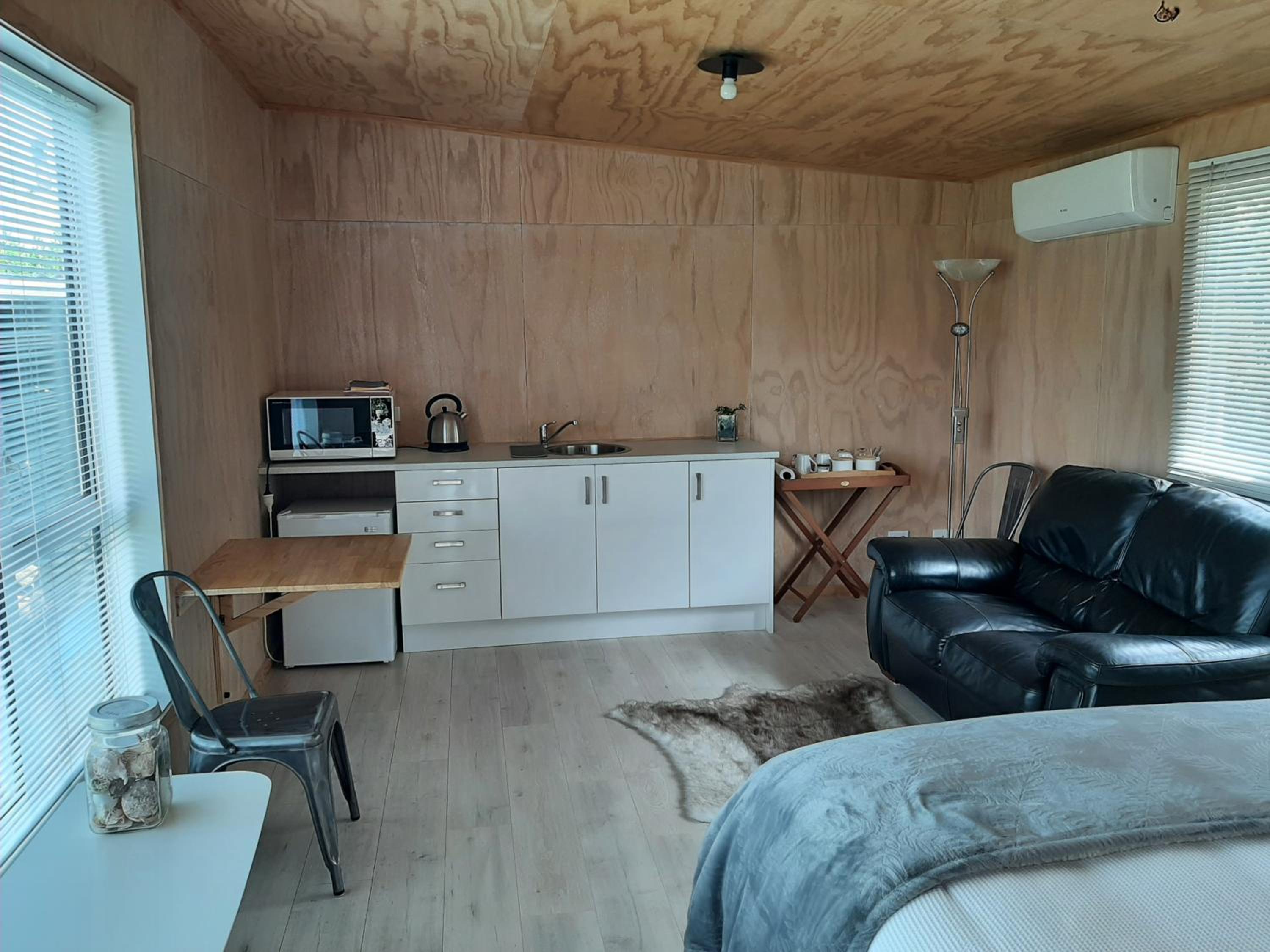 Queen Room photo 1