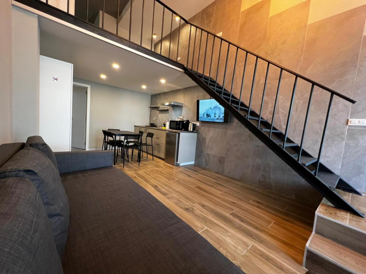 Apartamento - con niveles divididos