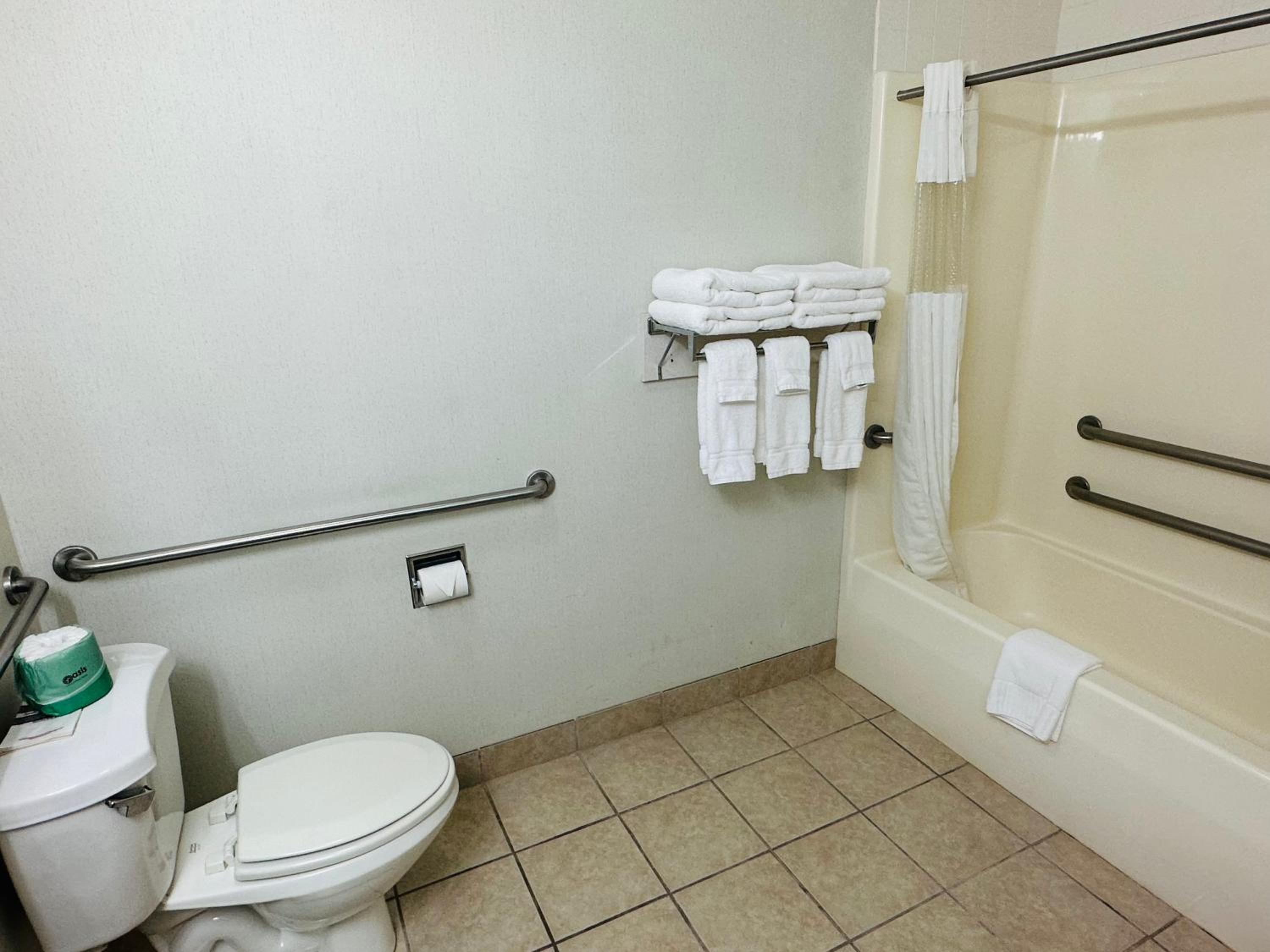 Deluxe Double Room with Extra Bed - Photo 12