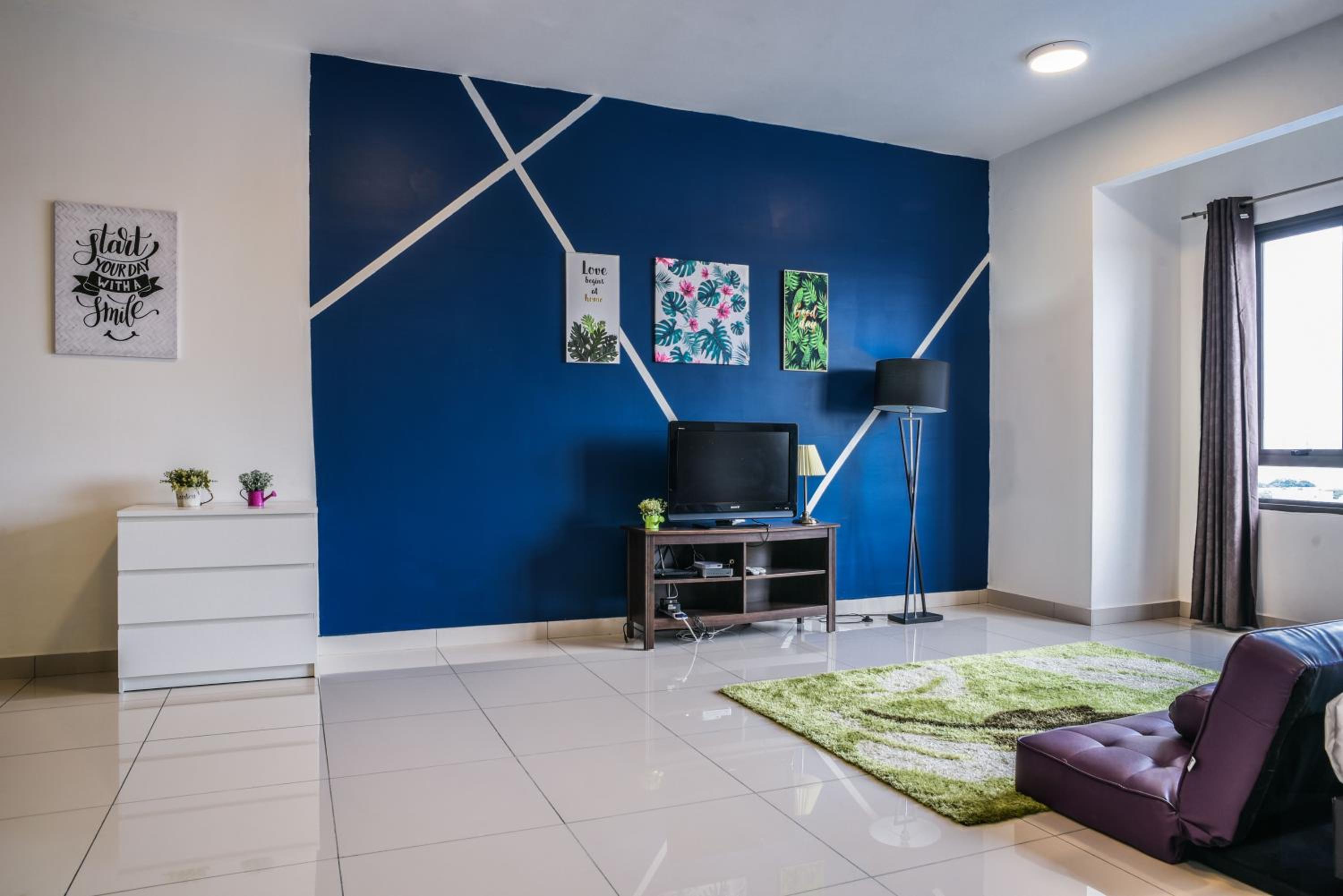 Studio Apartment - Photo 14