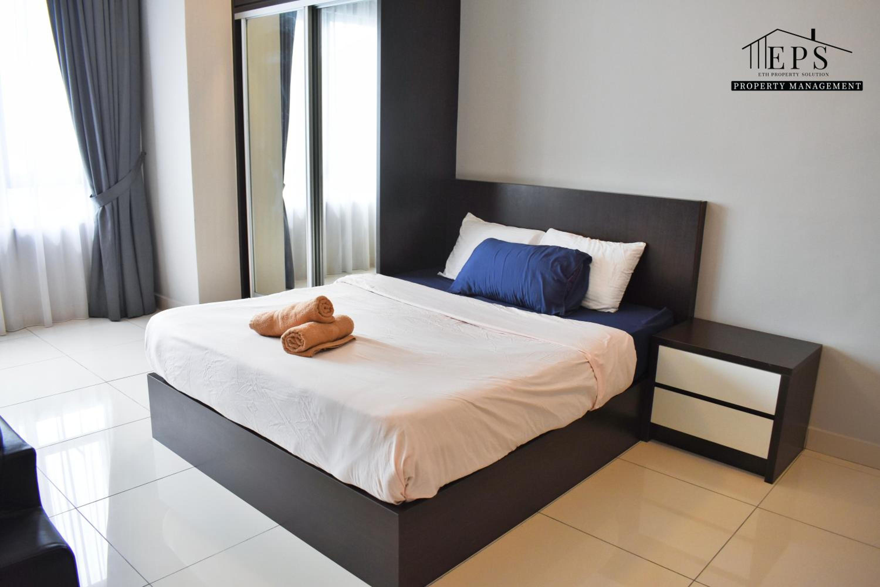 Studio Apartment - Photo 23