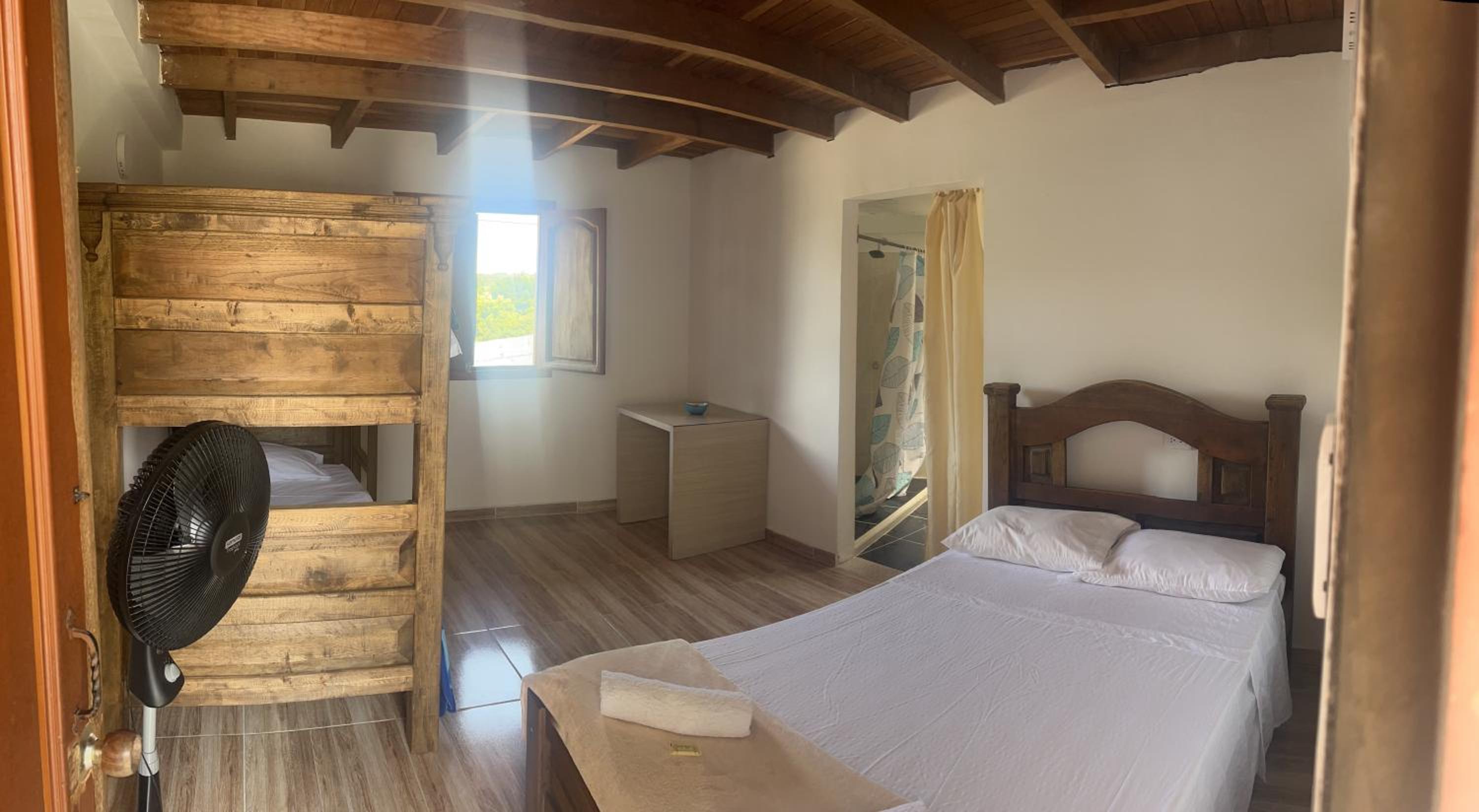 Classic Quadruple Room photo 2
