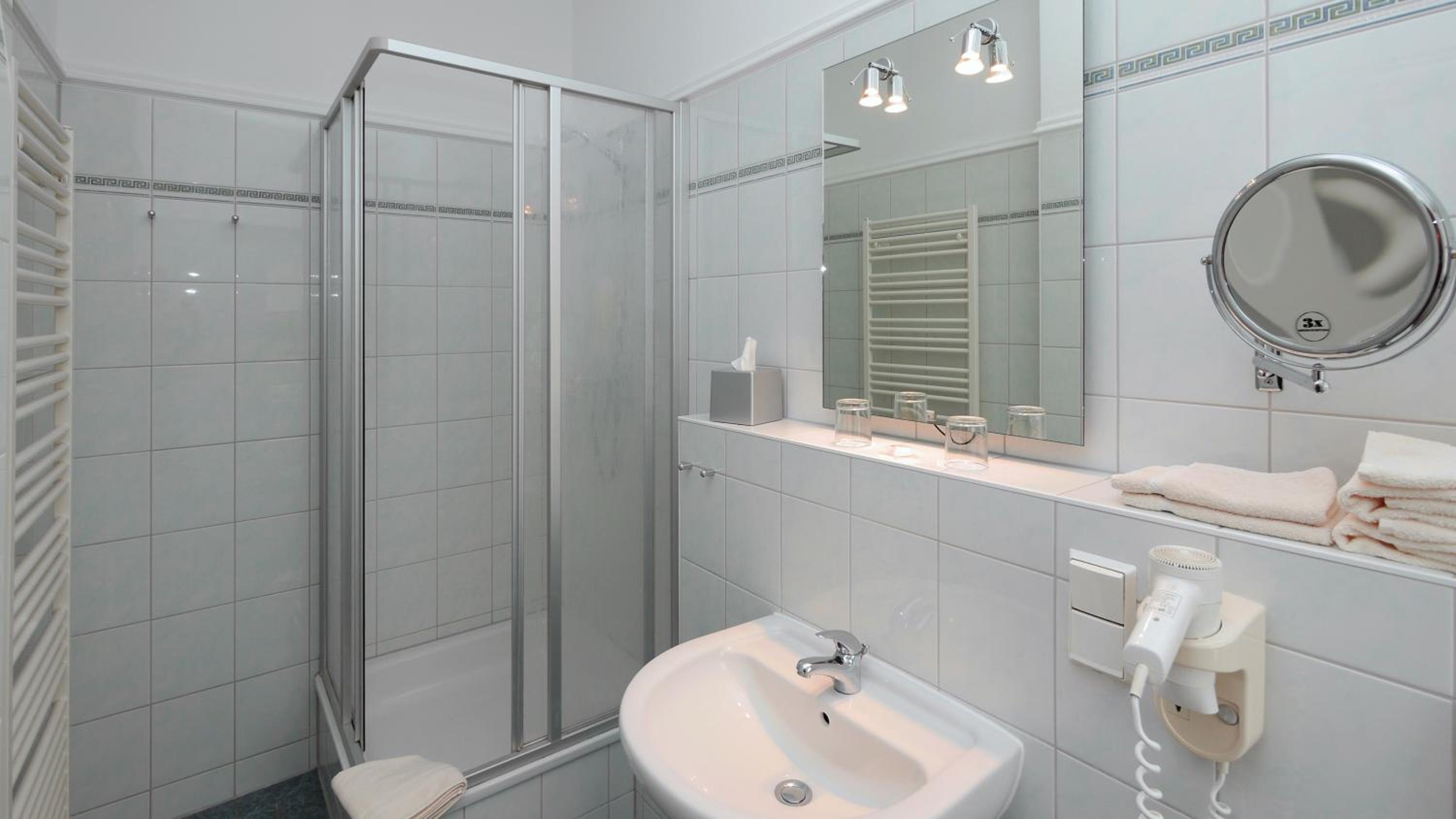 Double Room with Balcony photo 2
