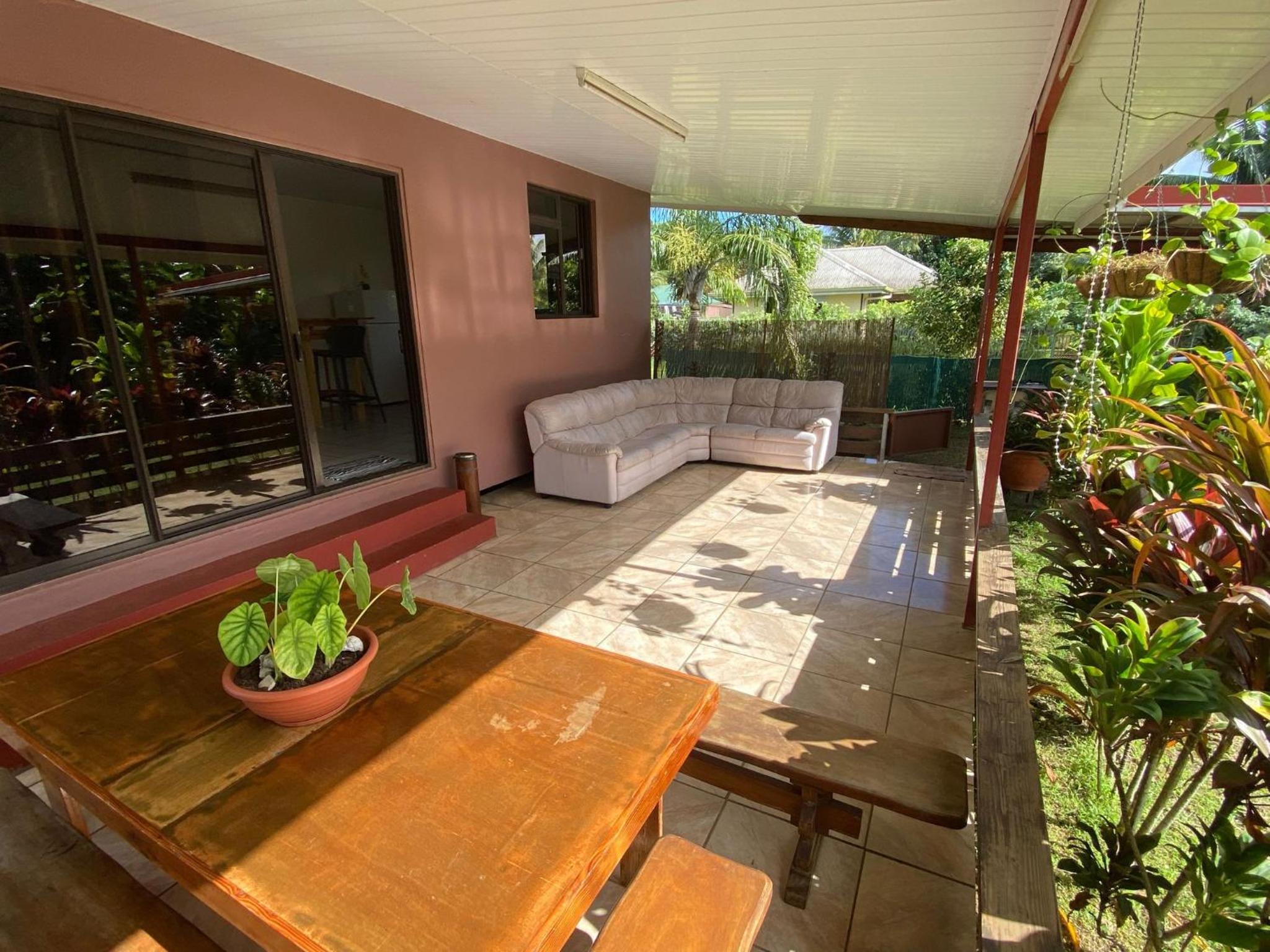 Bungalow with Garden View photo 2