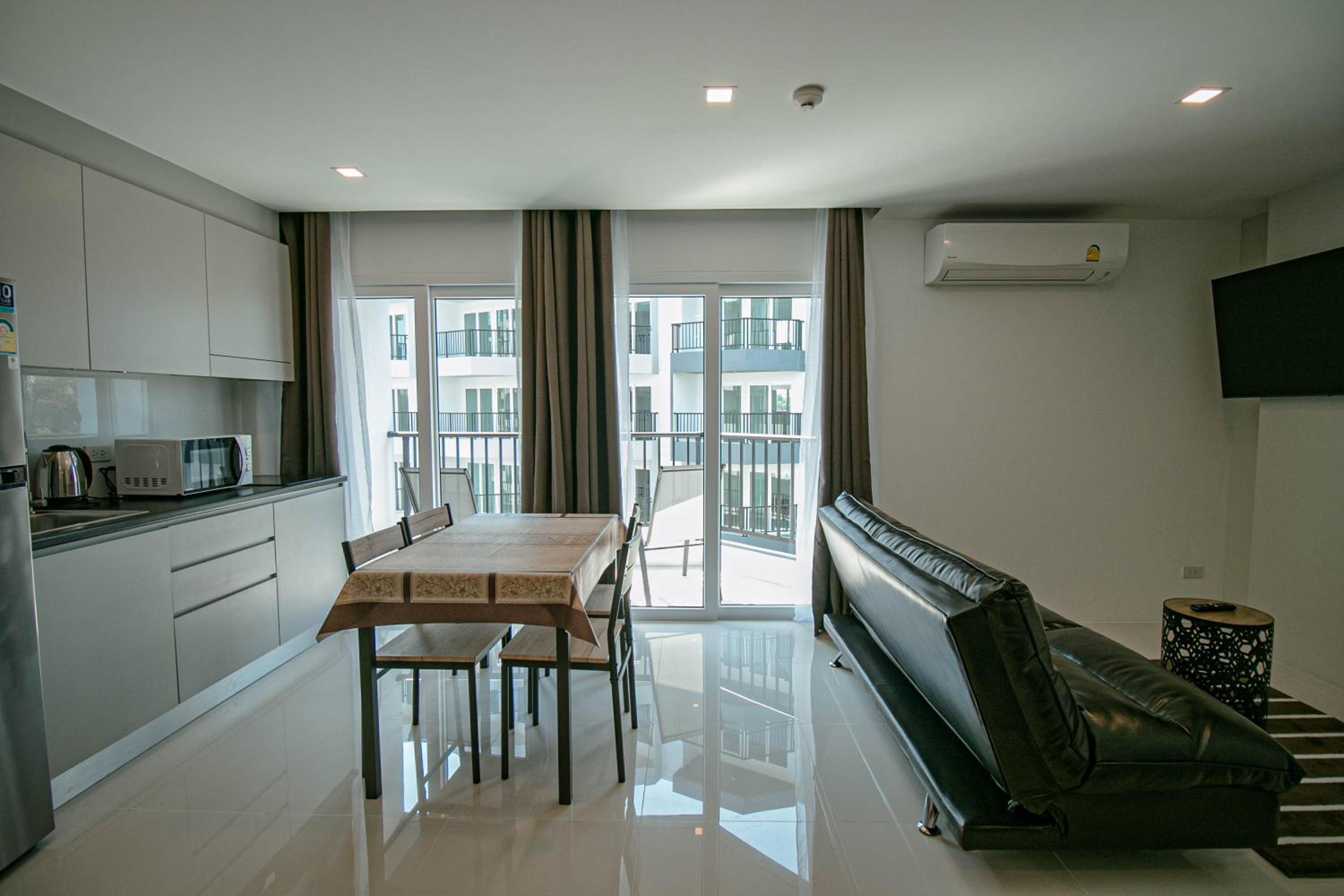 Standard Triple Room - Photo 8