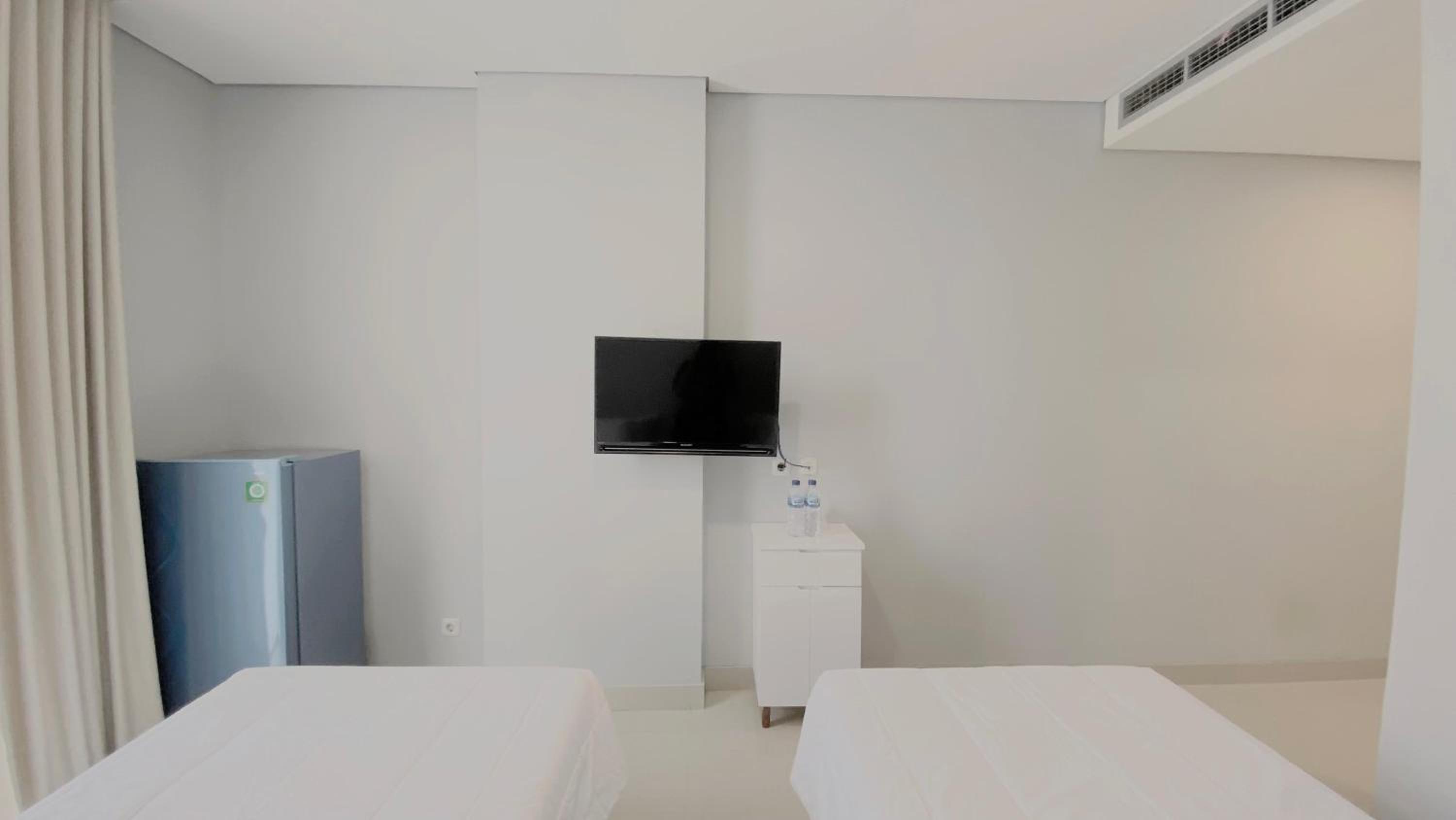 Economy Twin Room - Photo 7