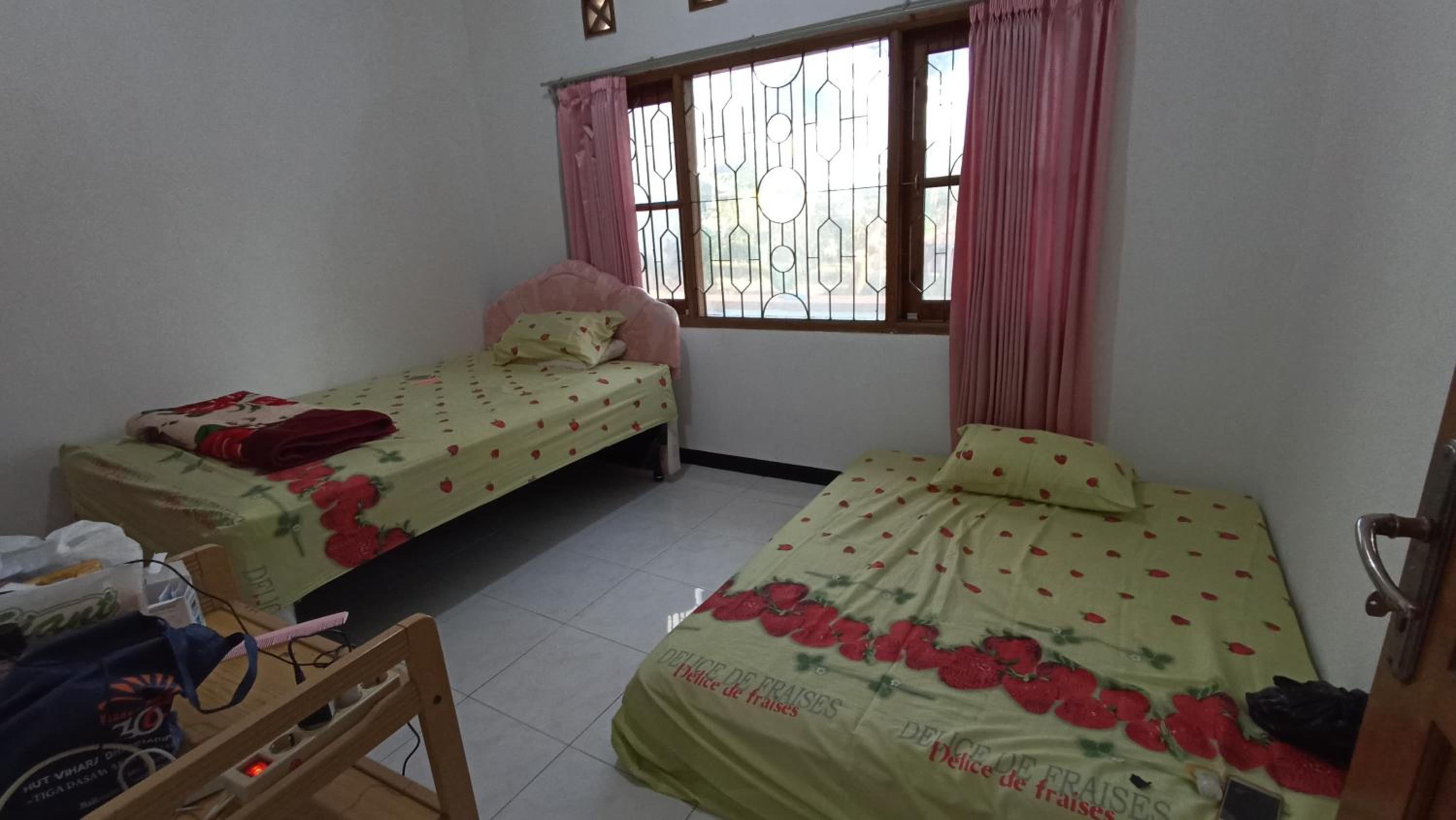 Three-Bedroom Villa - Photo 8
