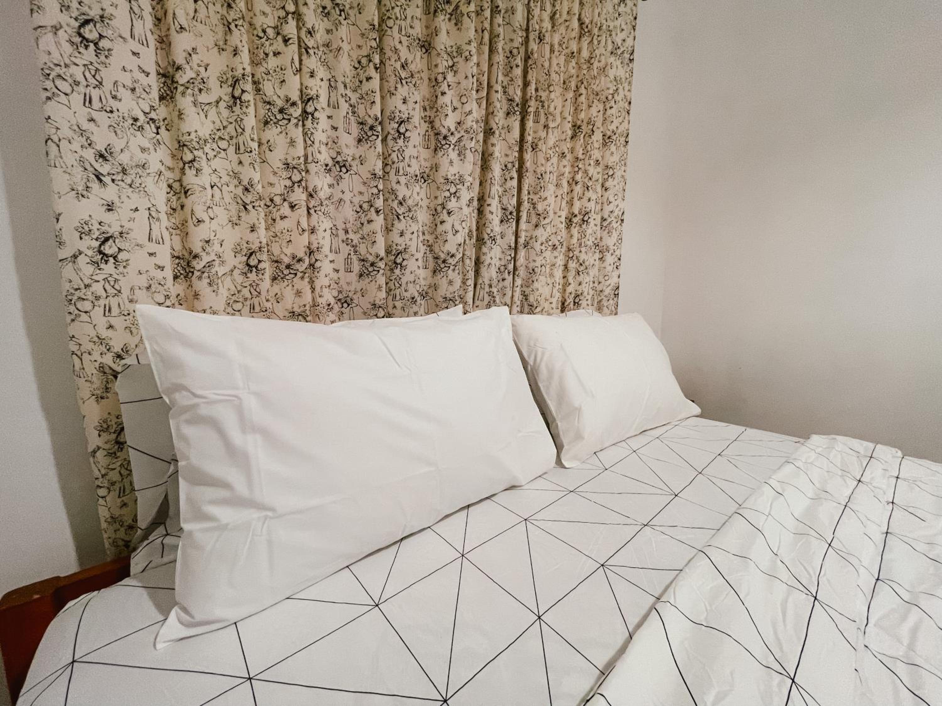 Double Room With Shared Bathroom photo 3
