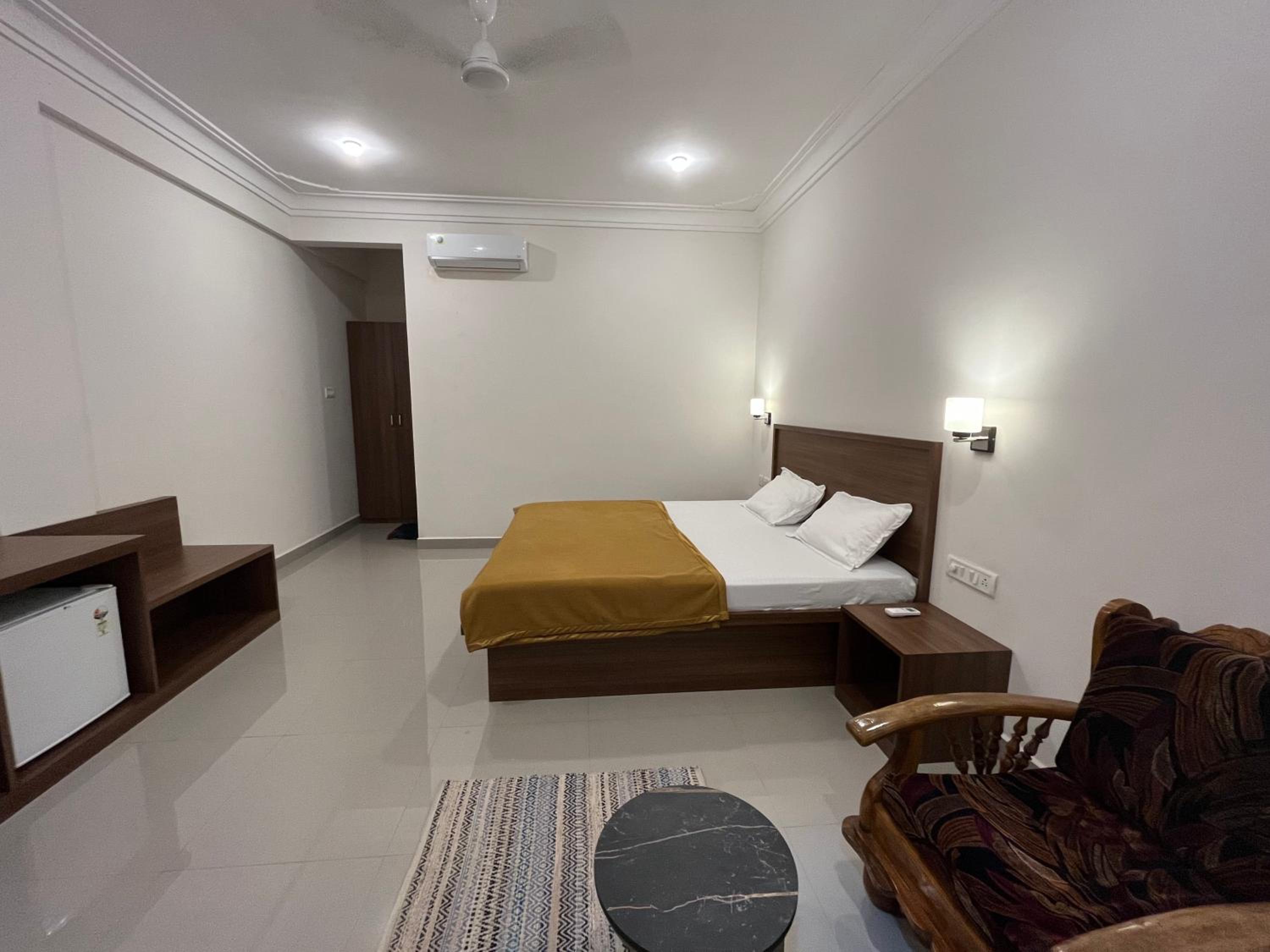 King Room with Pool View photo 2