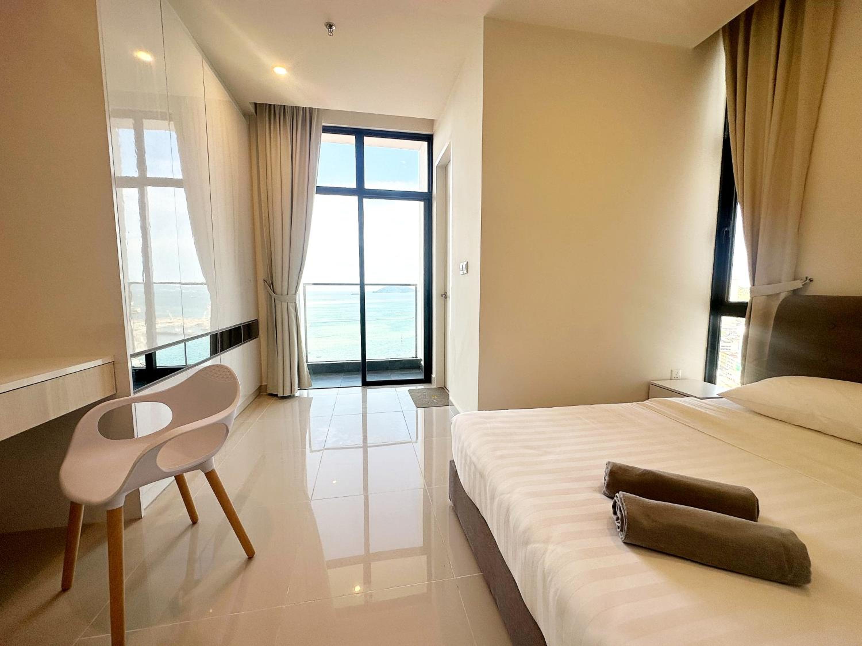 Deluxe Suite With Sea View