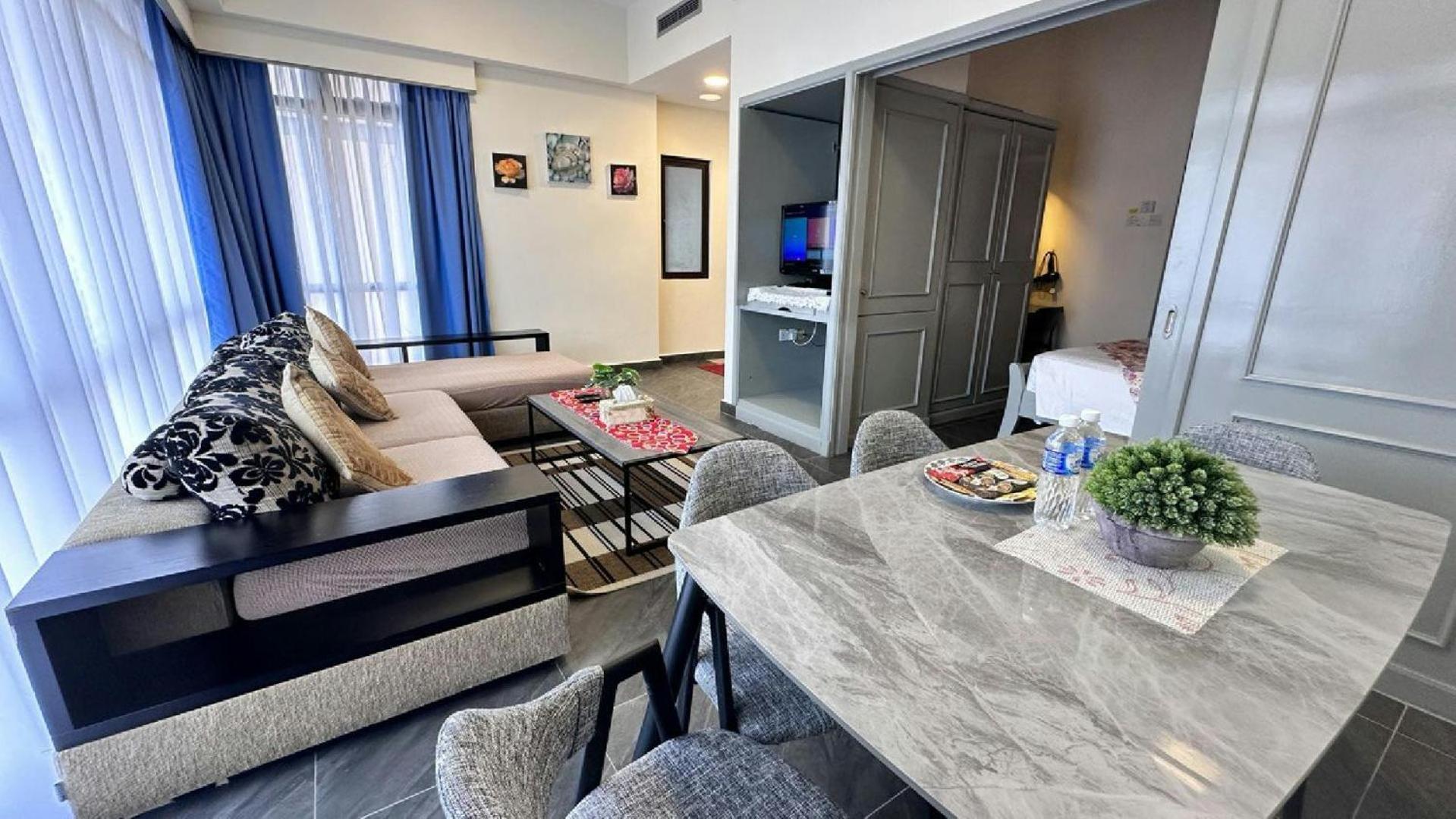 Suite with Pool View