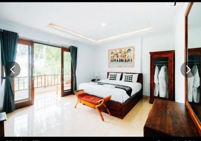 Deluxe Double Room with Side Sea View photo 1
