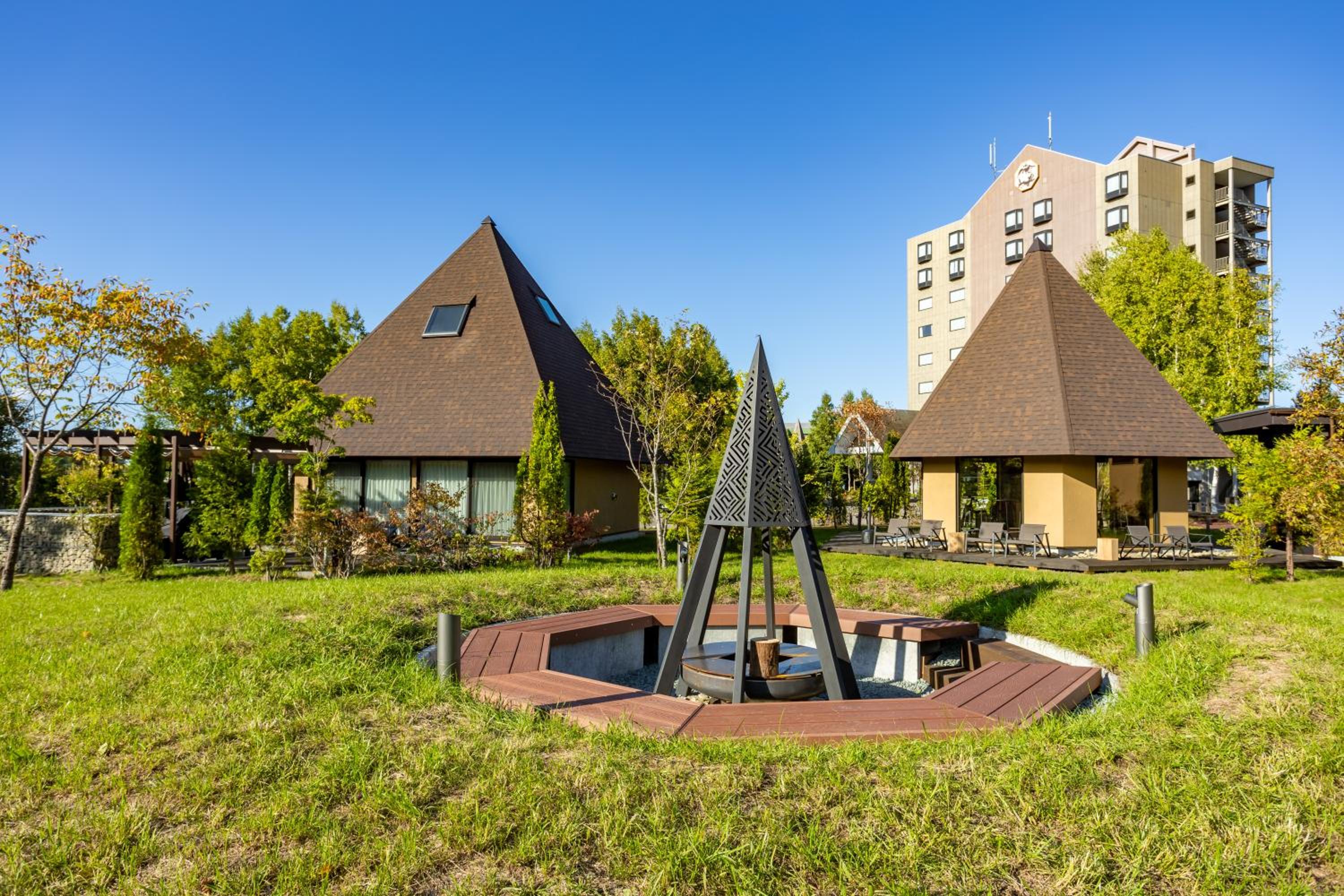 IZUBA Villa with Treehouse - Non-Smoking+Self Serve Grill Dinner & Breakfast Box - Photo 9