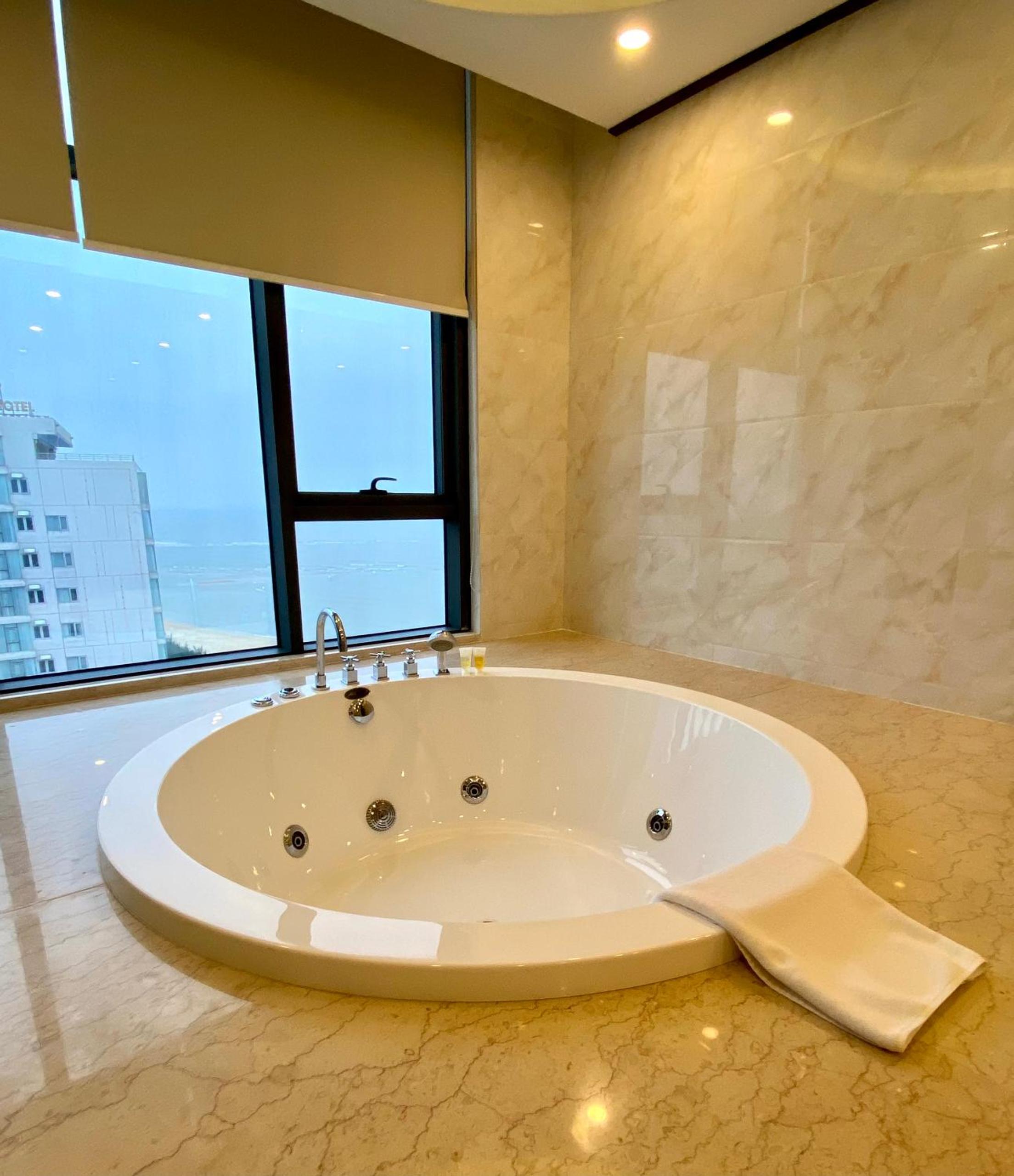 Presidential Suite photo 2