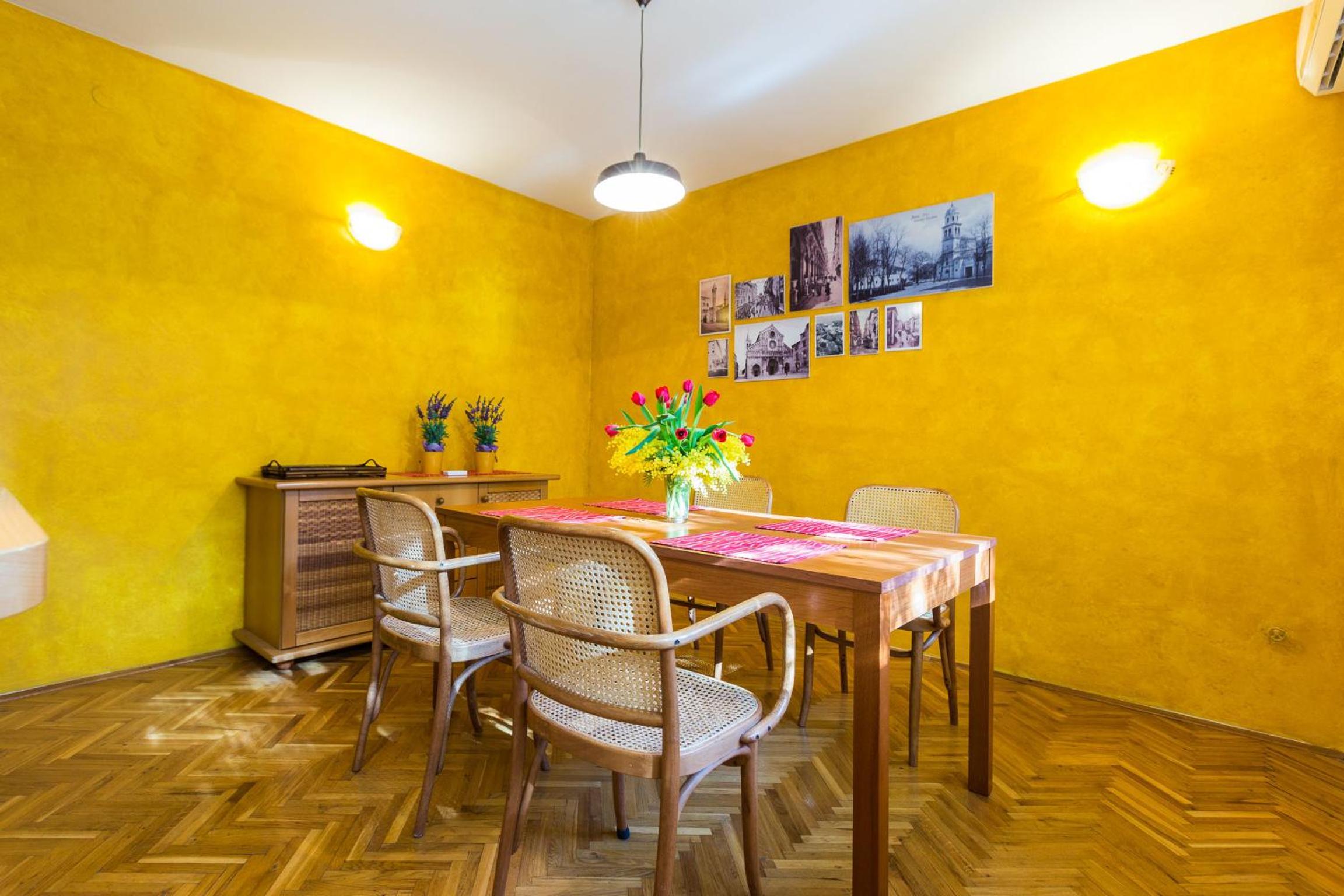 One-Bedroom Apartment - Photo 23