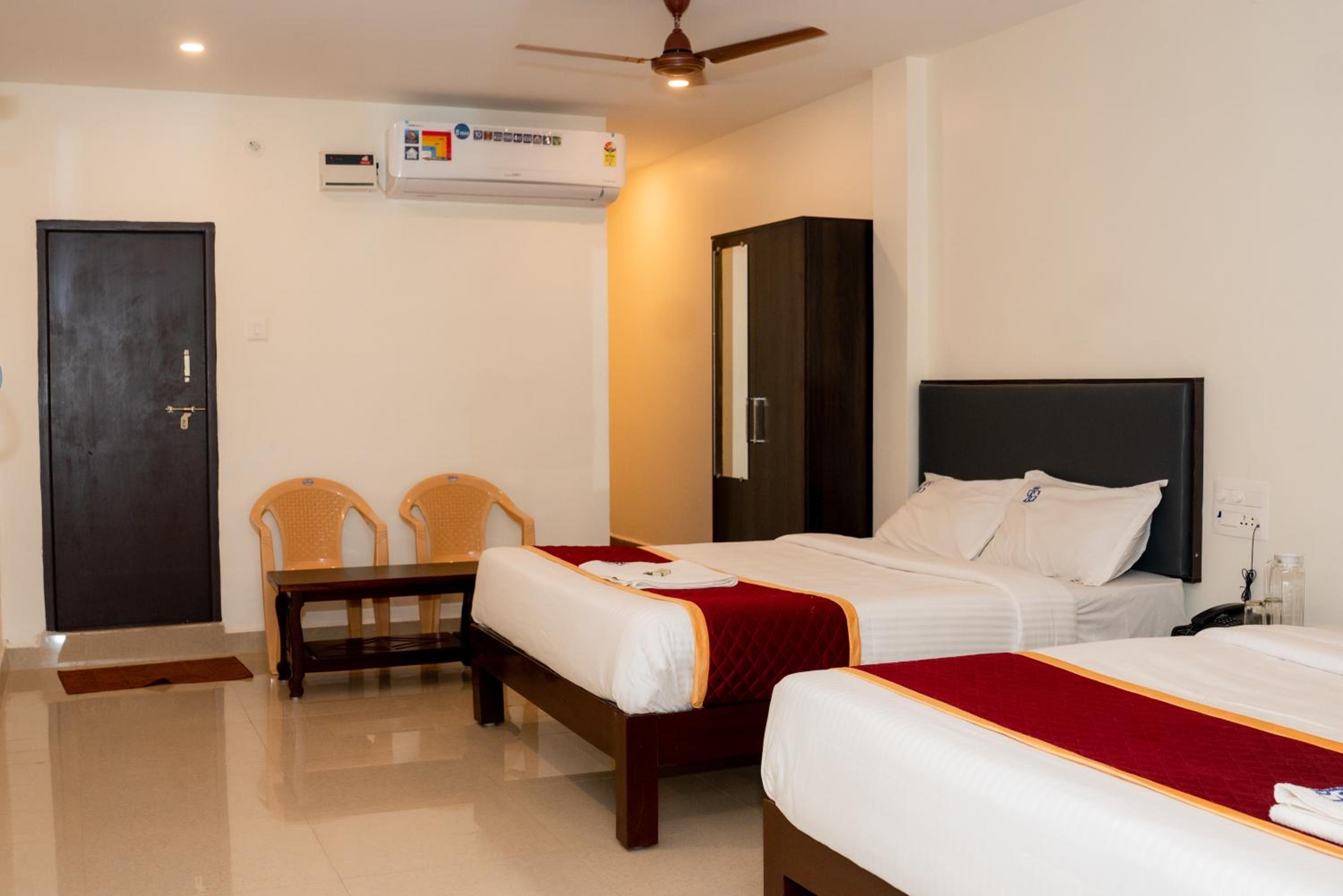 Quadruple Room photo 3