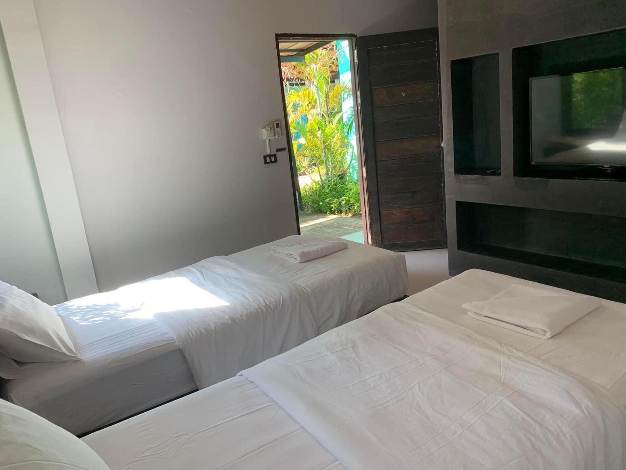 Twin Room photo 1