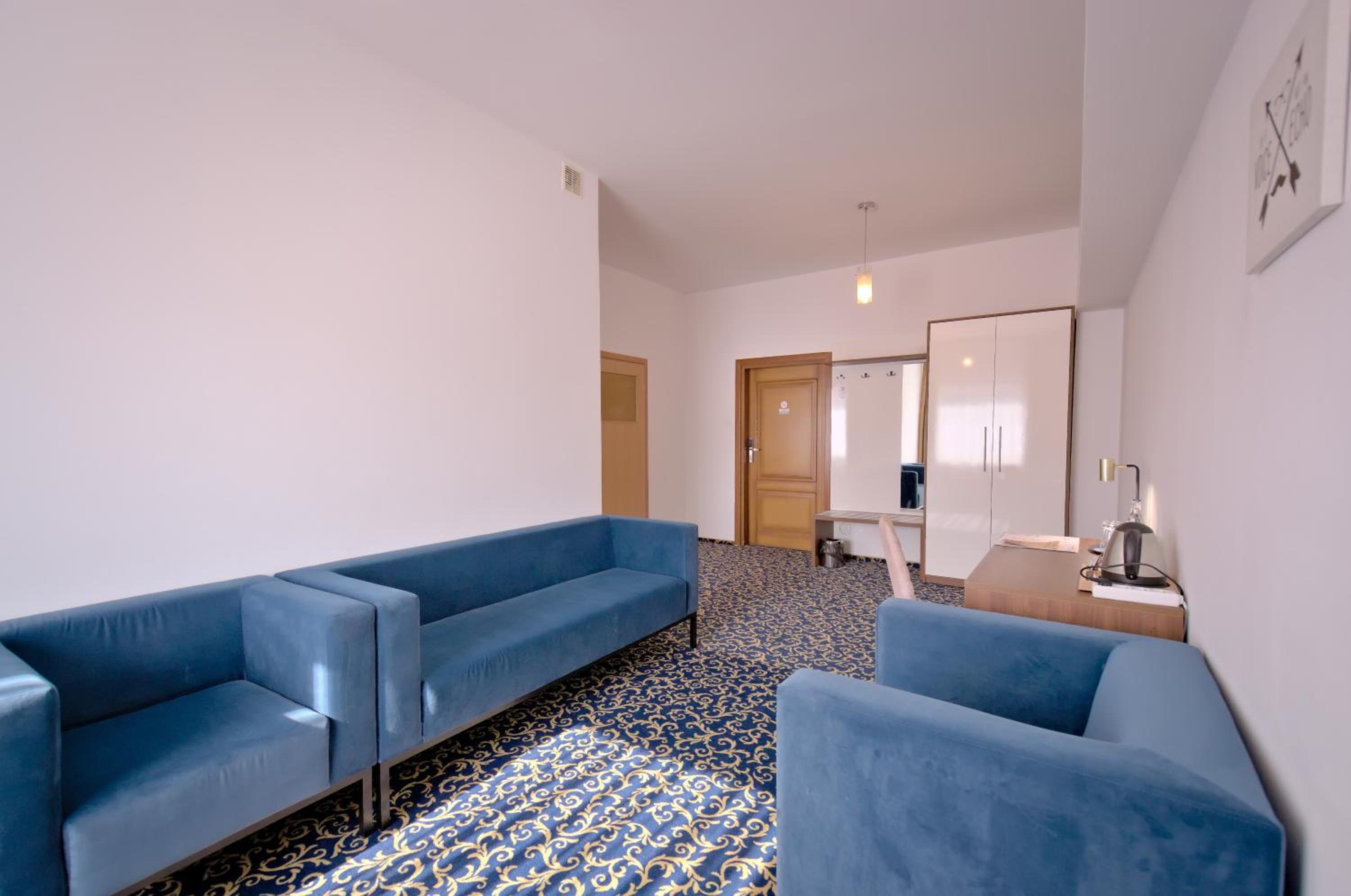 One-Bedroom Apartment with Spa Bath photo 3
