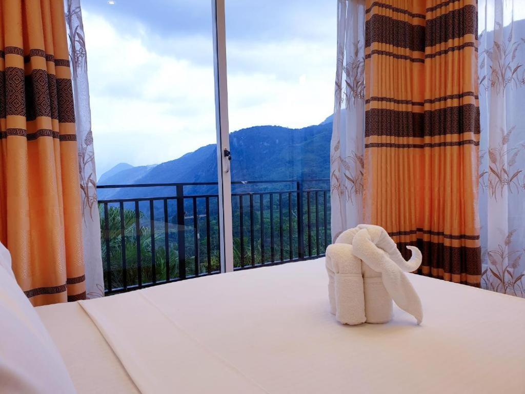 Double Room with Balcony (2 Adults + 1 Child)