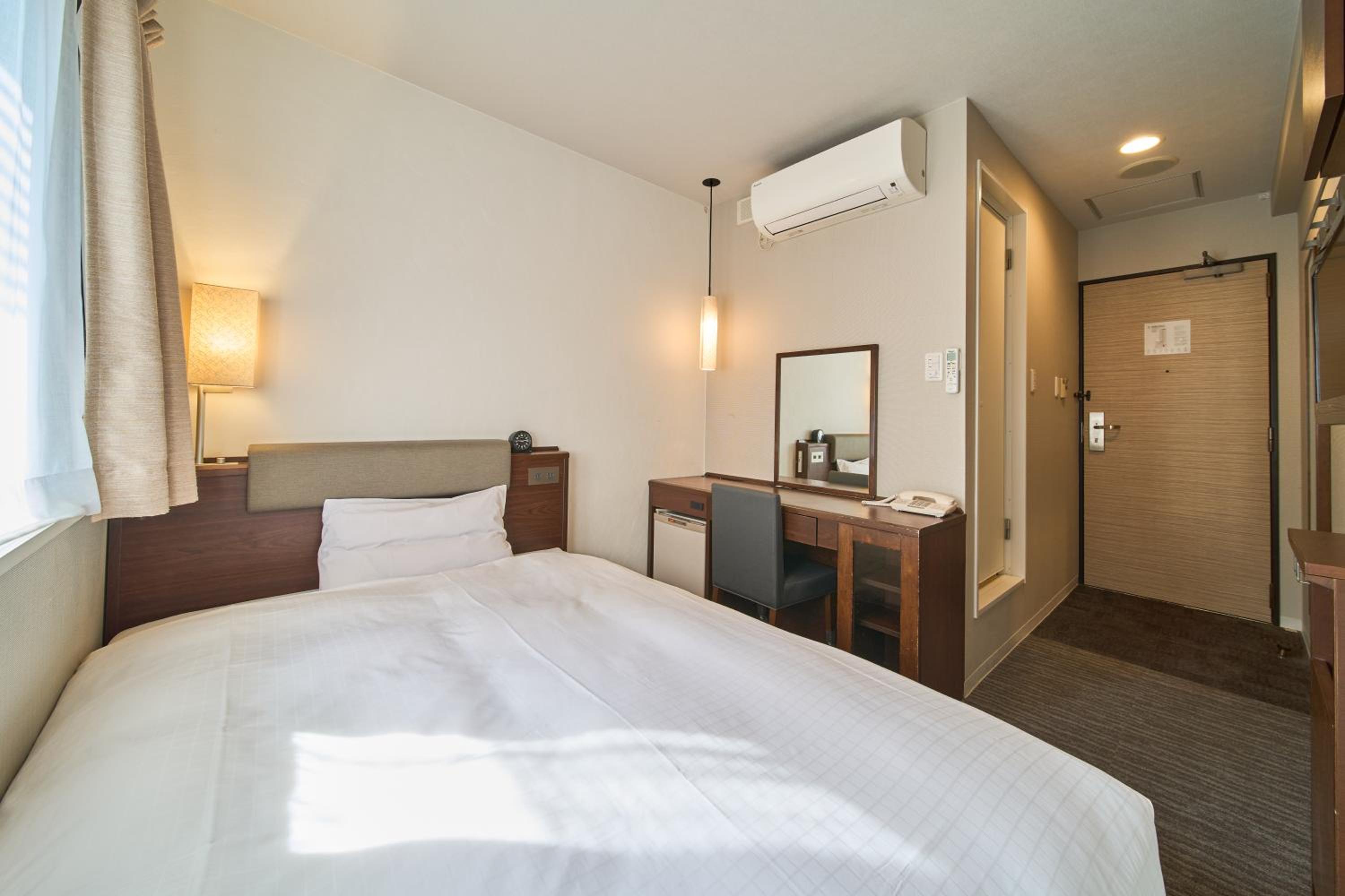 Single Room A - Non-Smoking photo 2