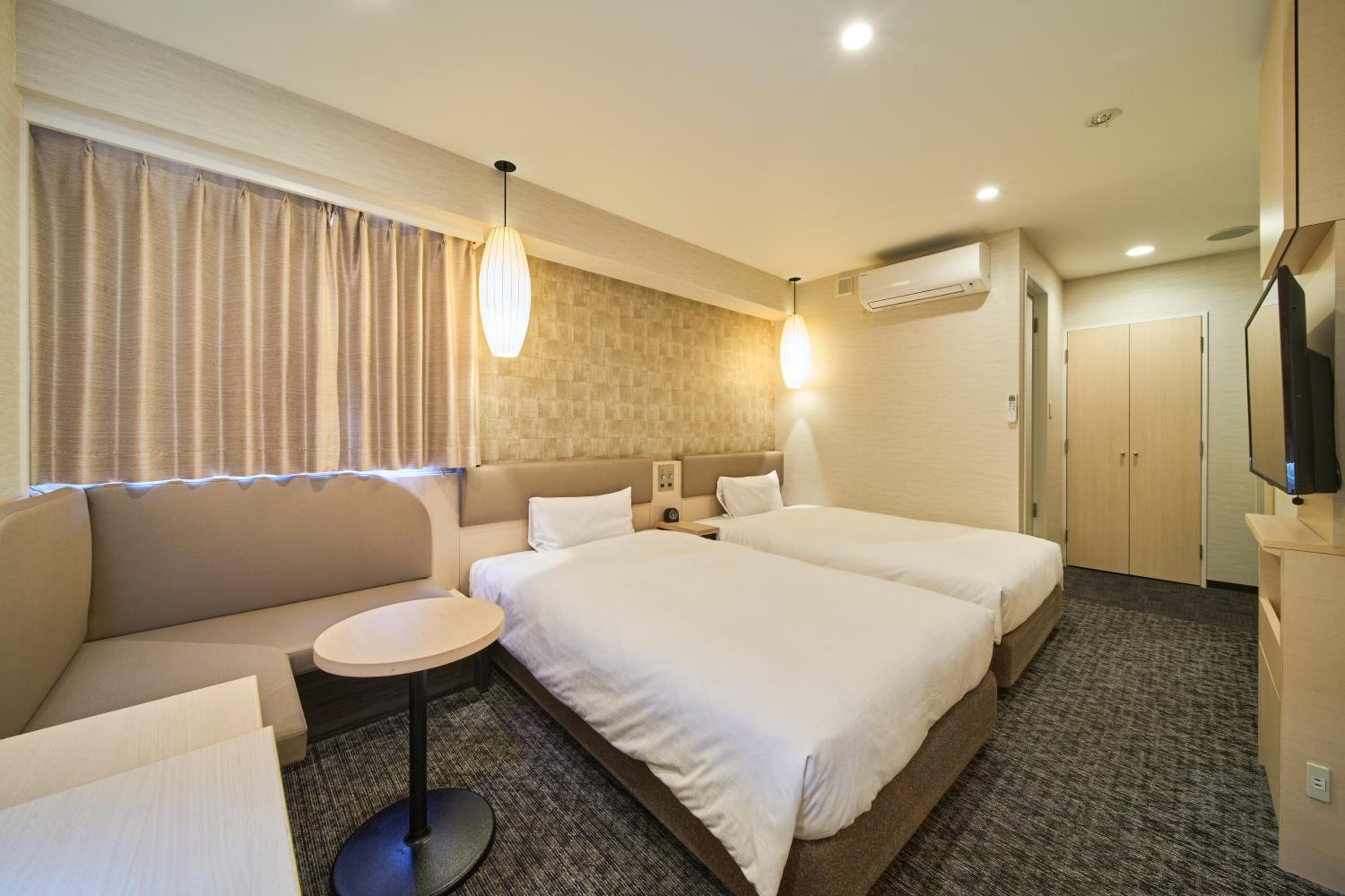 Standard Twin Room - Smoking photo 3
