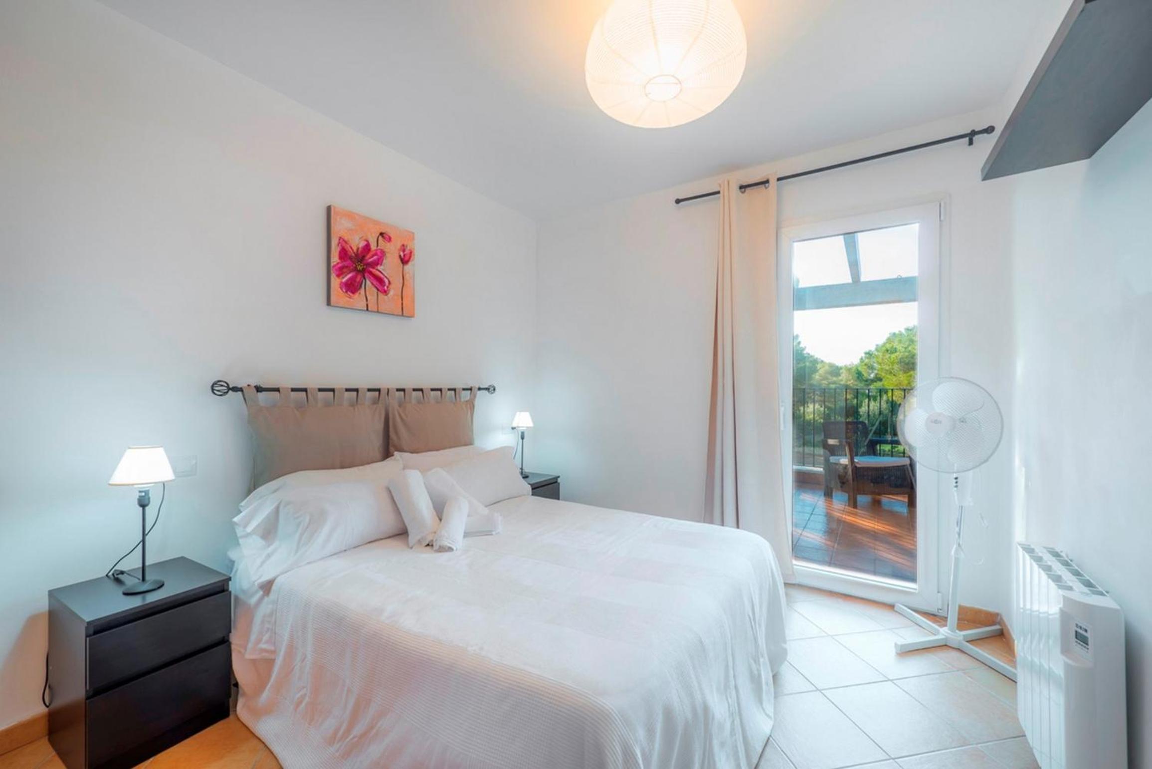 Four-Bedroom Villa photo 2