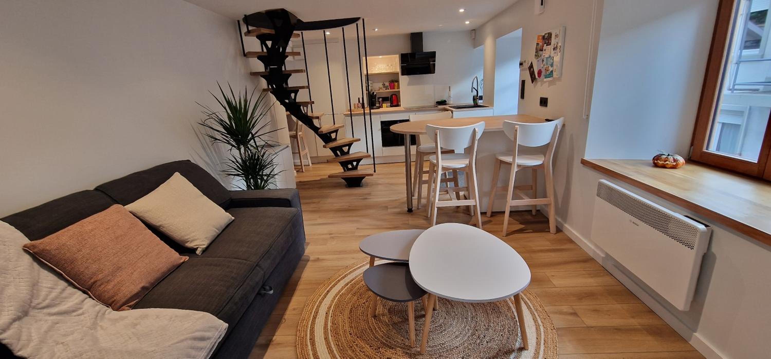 One-Bedroom House photo 1
